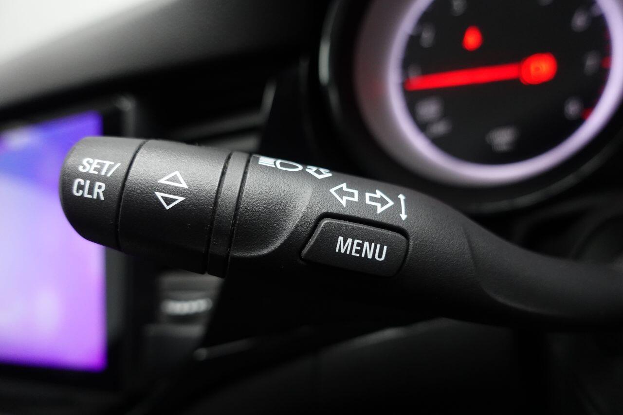 Vauxhall Astra - Image 32