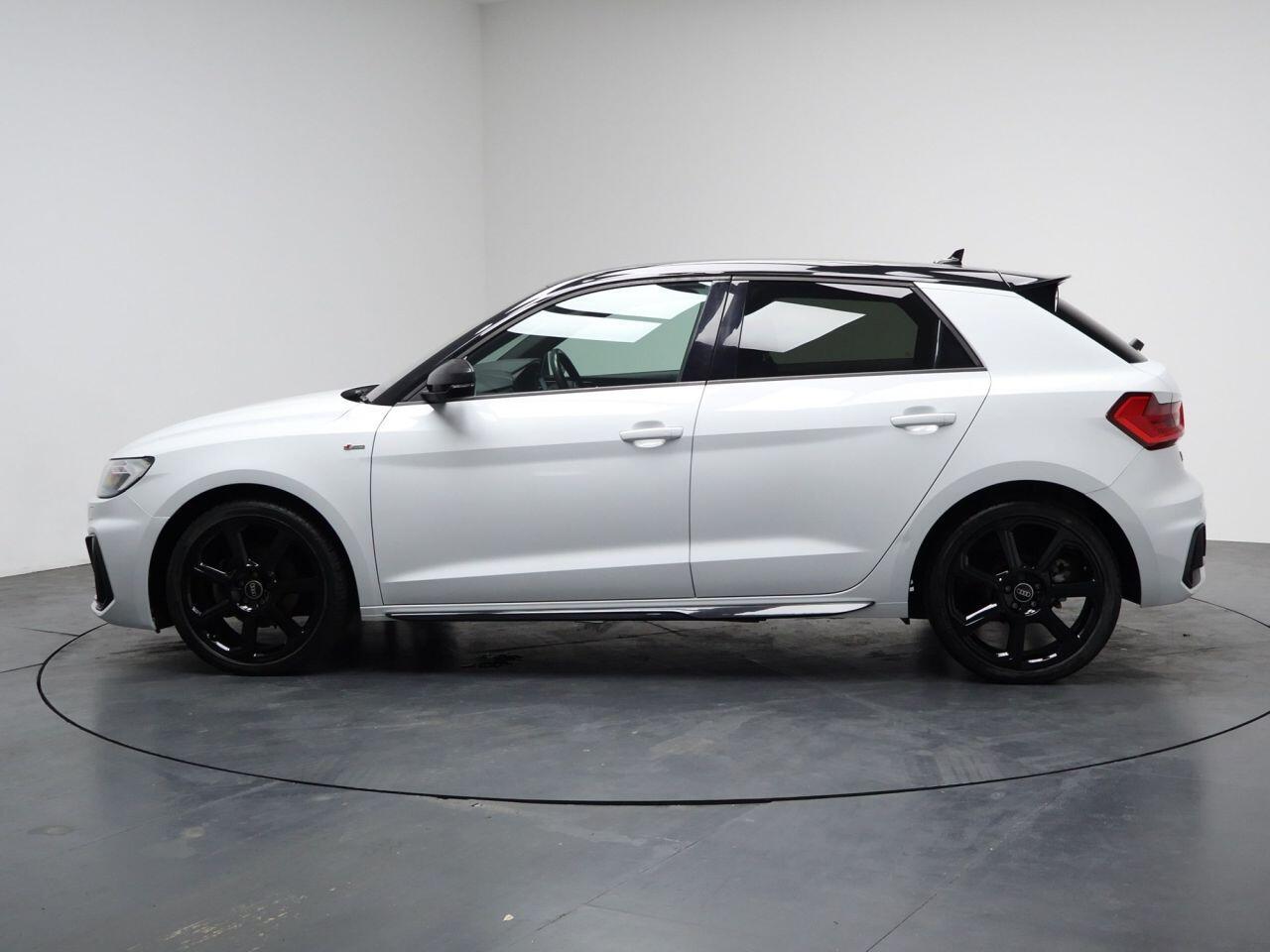 Audi A1 - Image 8