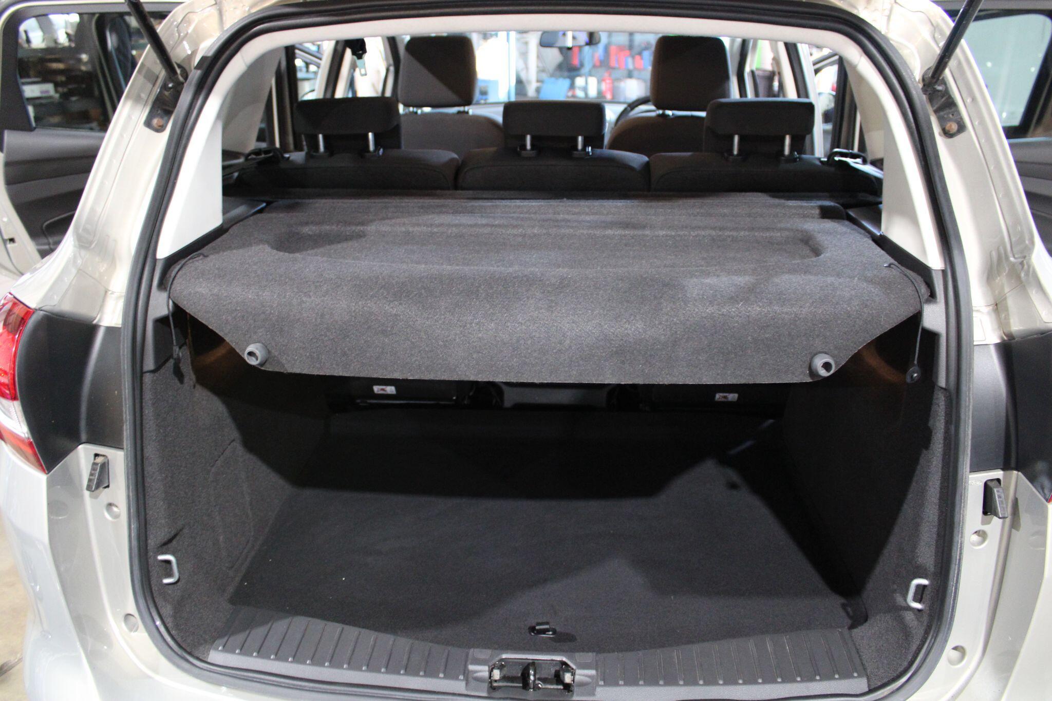 Ford C-MAX - Image 6