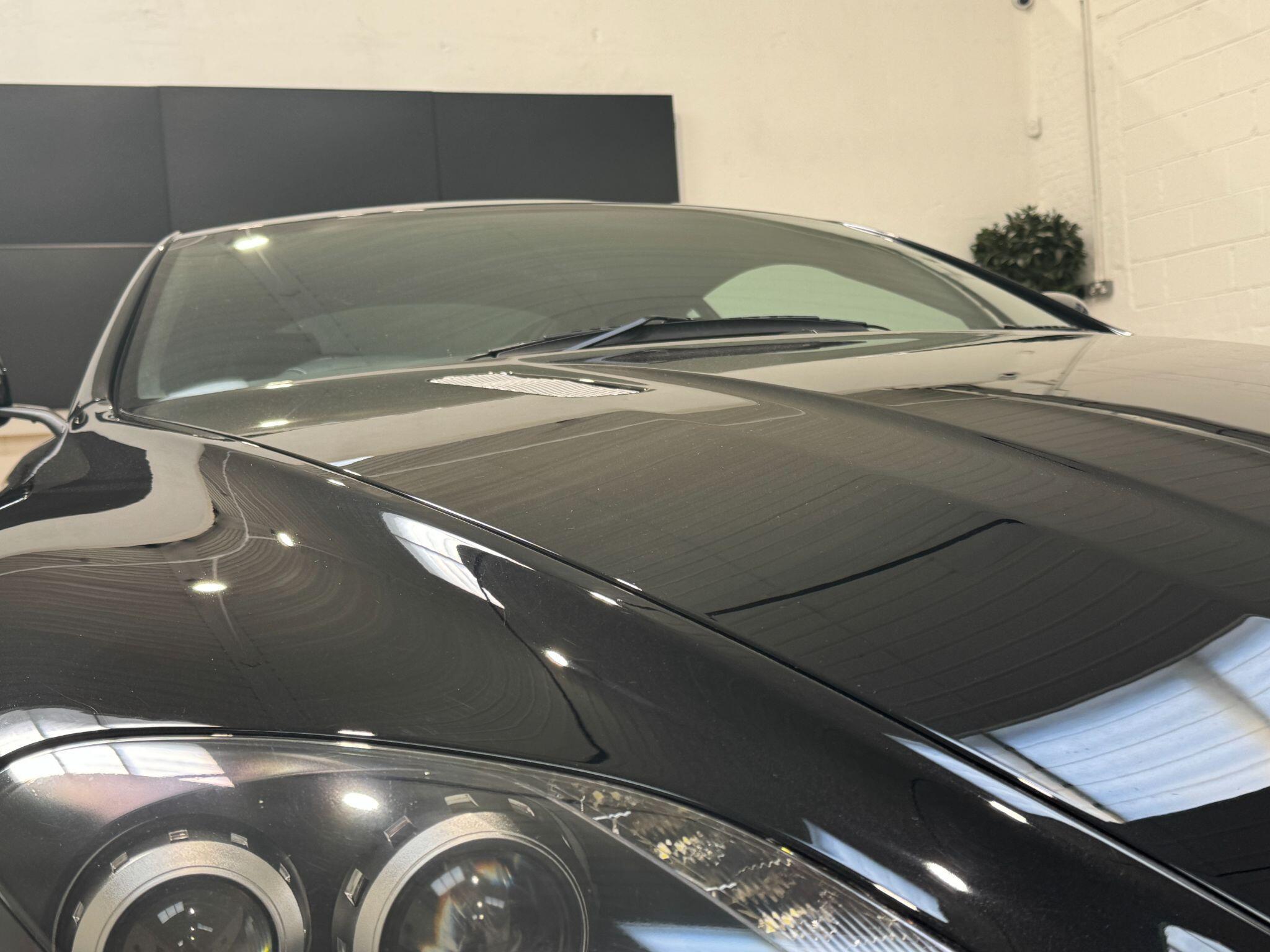 Aston Martin Vantage - Image 92