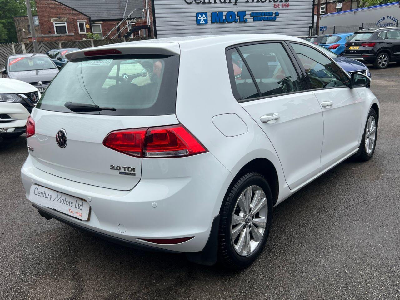 Volkswagen Golf - Image 7