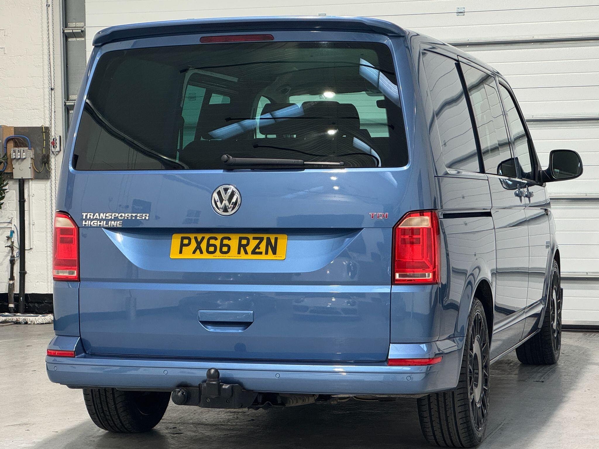 Volkswagen Transporter - Image 12