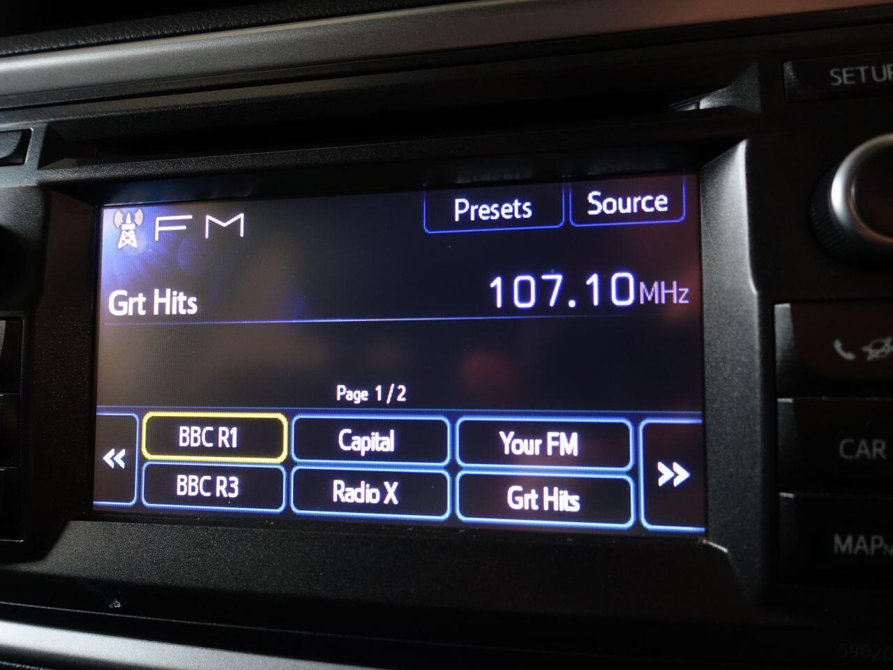 Toyota Auris - Image 31