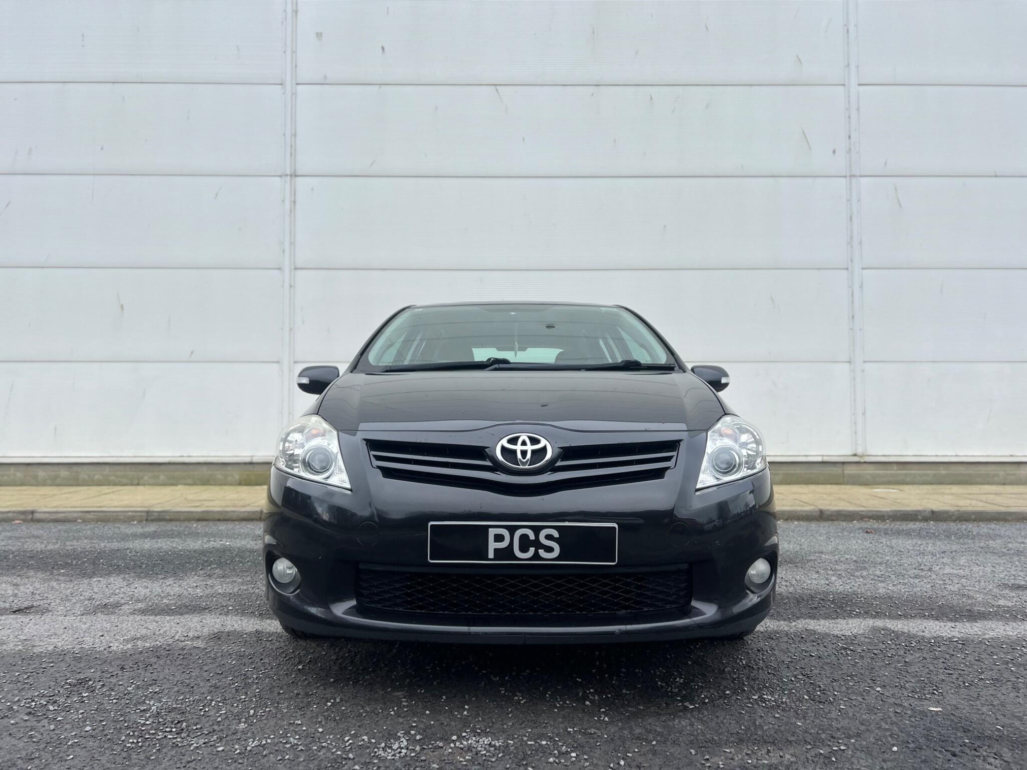 Toyota Auris - Image 2