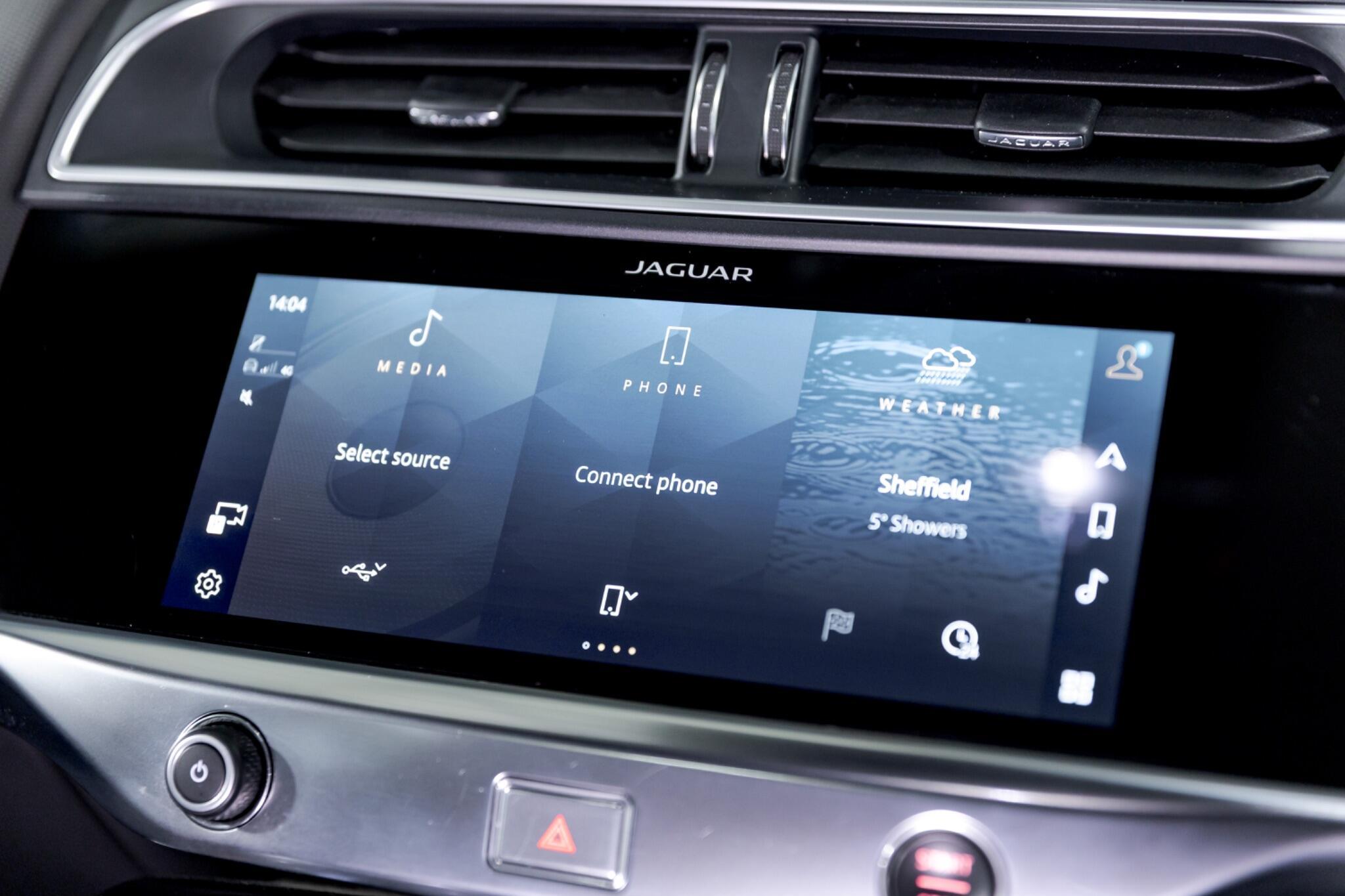 Jaguar I-Pace - Image 39