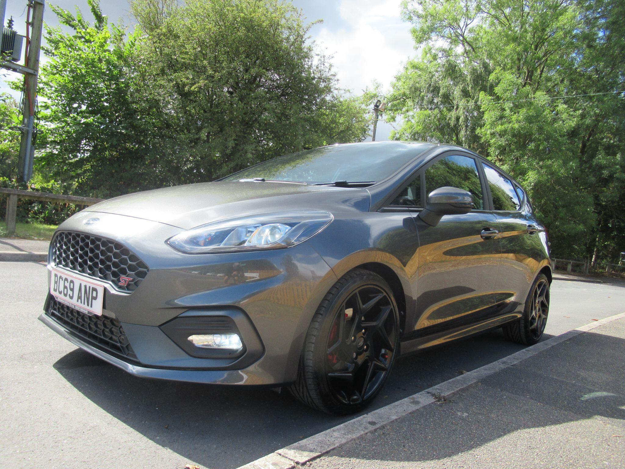 Ford Fiesta - Image 9