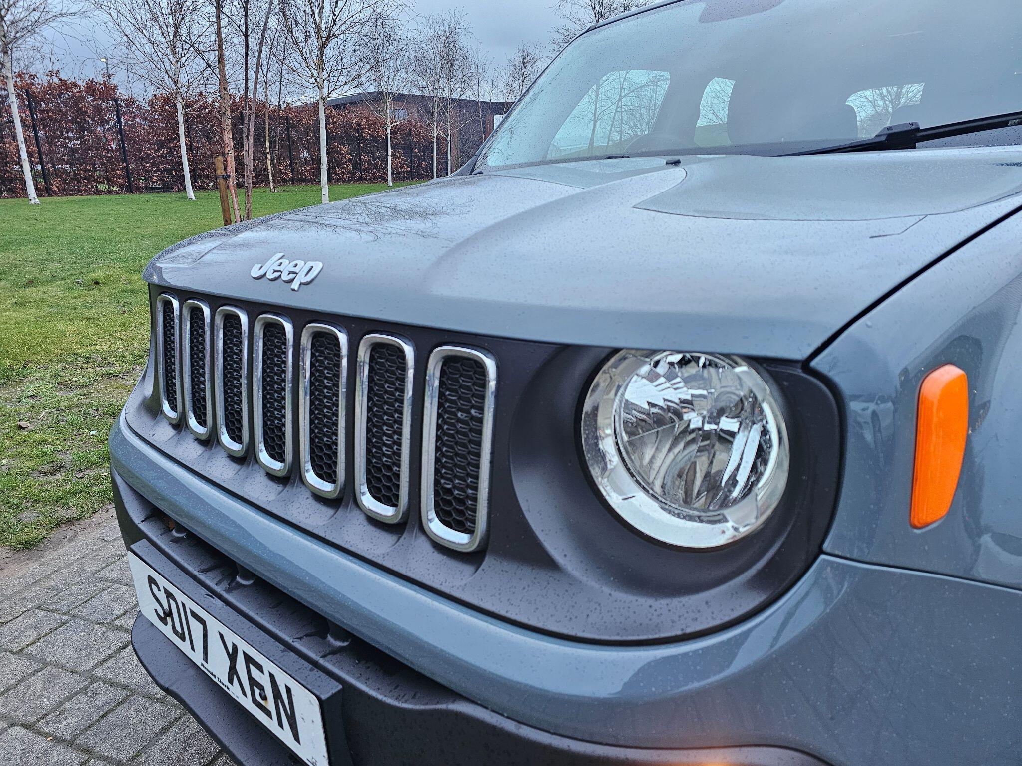 Jeep Renegade - Image 20