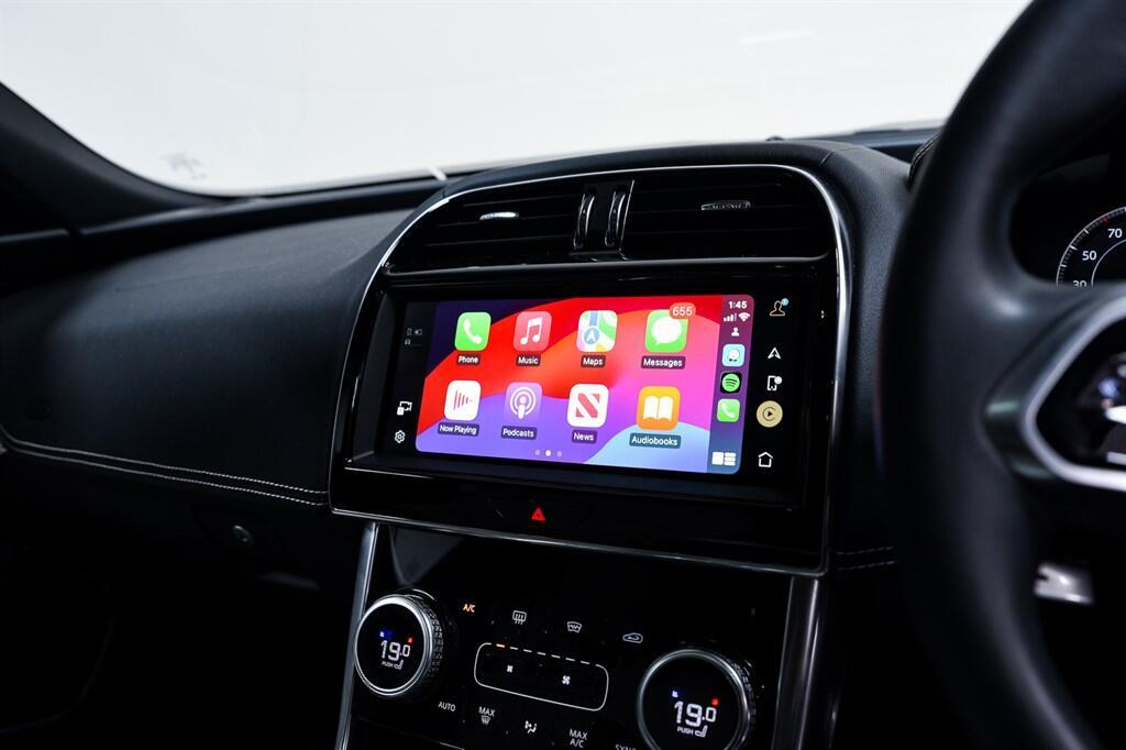 Jaguar XE - Image 21