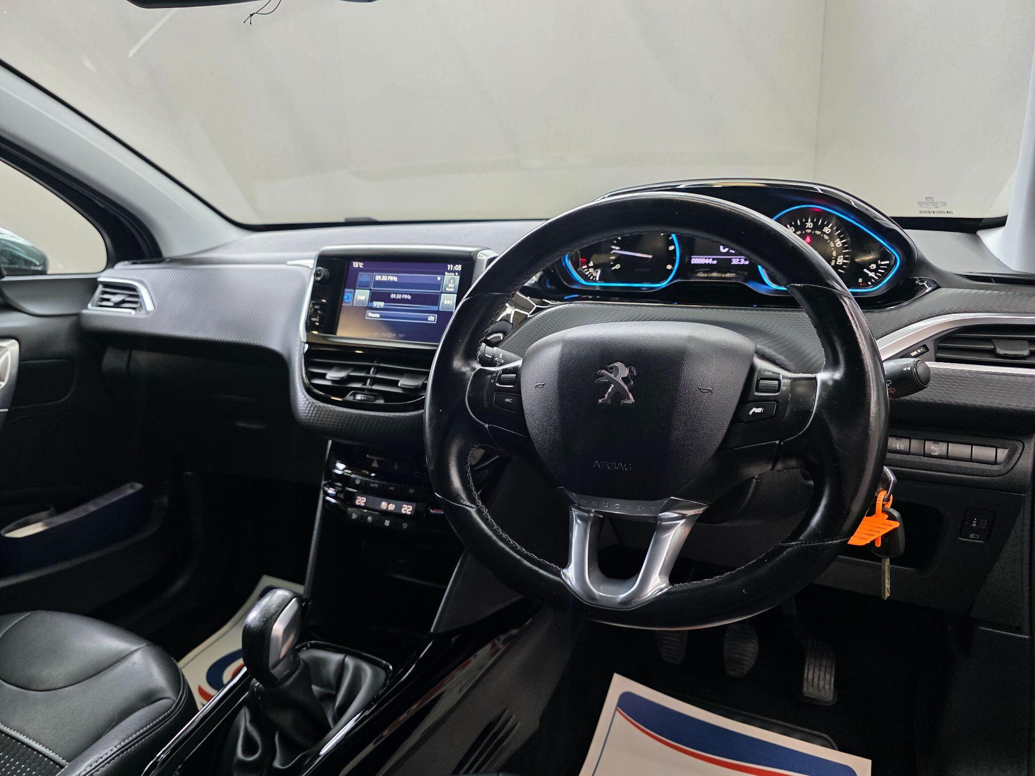 Peugeot 2008 - Image 11