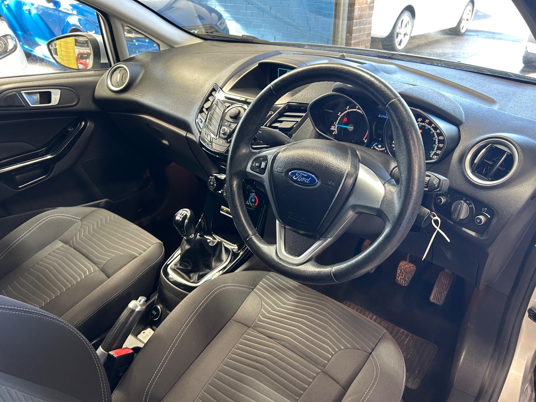 Ford Fiesta - Image 7