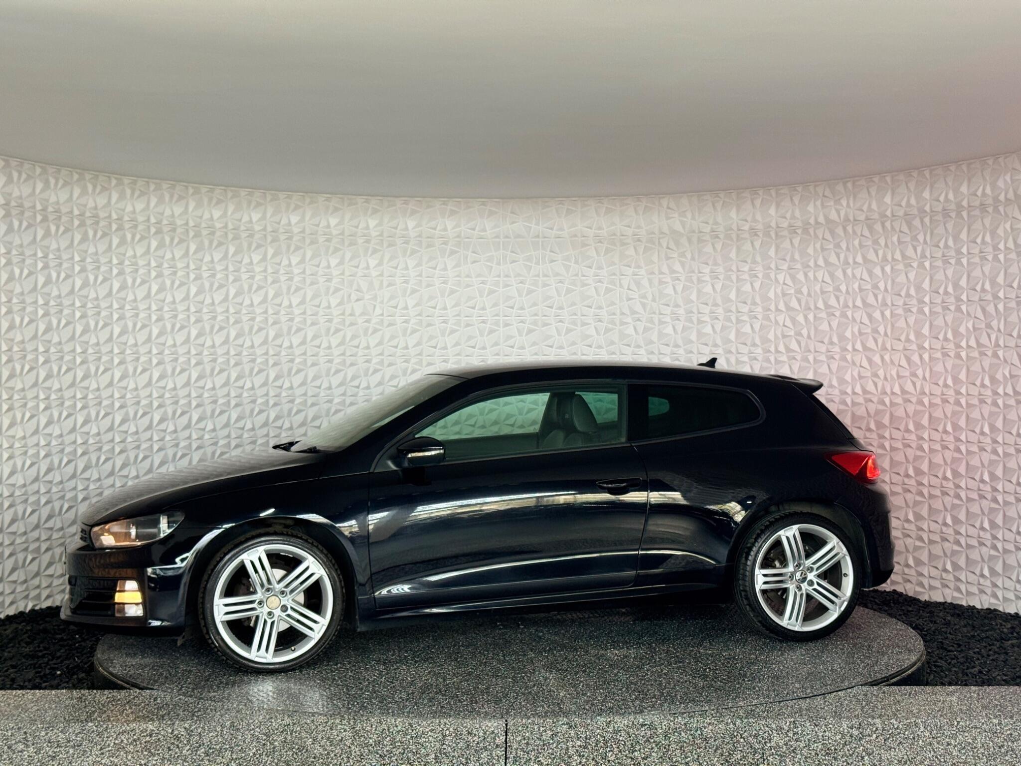 Volkswagen Scirocco - Image 20