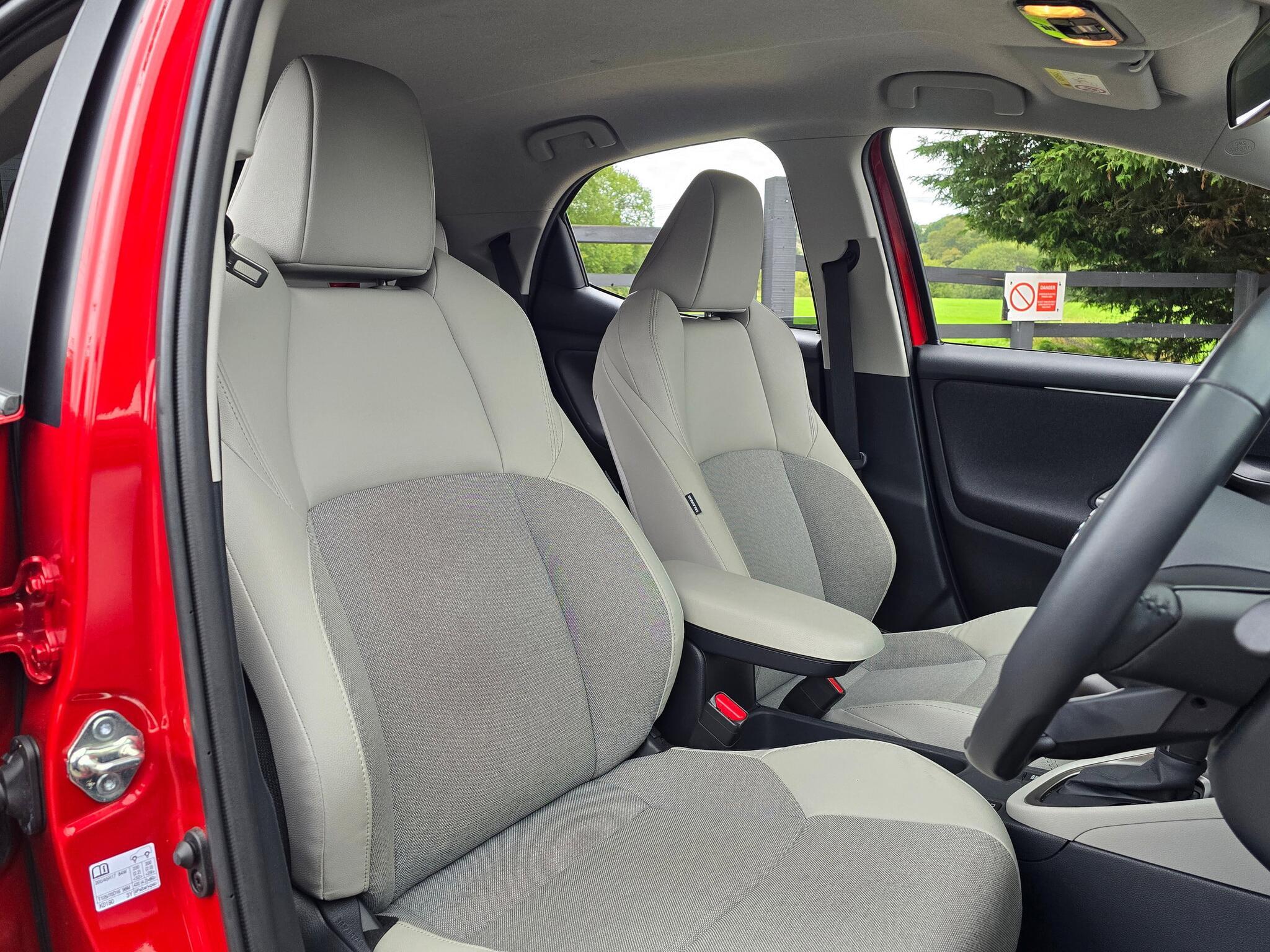 Toyota Yaris - Image 7