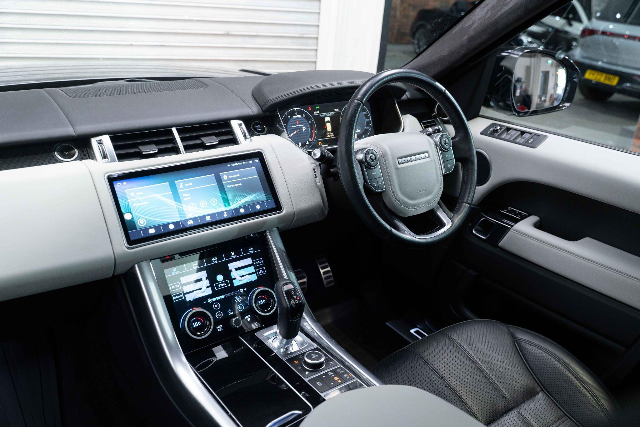 Land Rover RANGE ROVER SPORT - Image 10