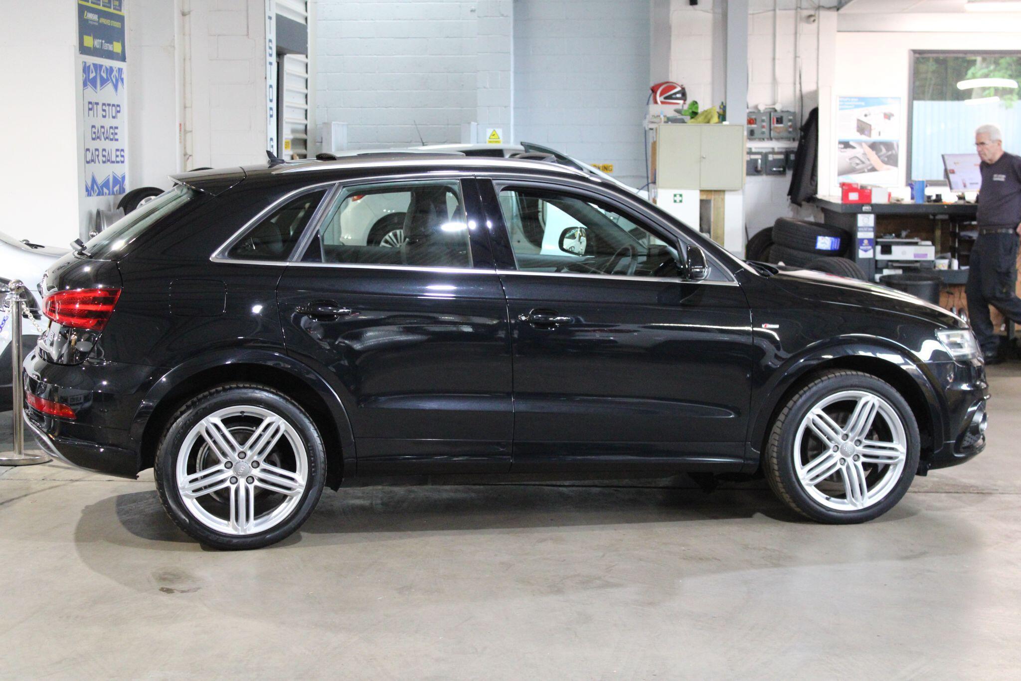 Audi Q3 - Image 24
