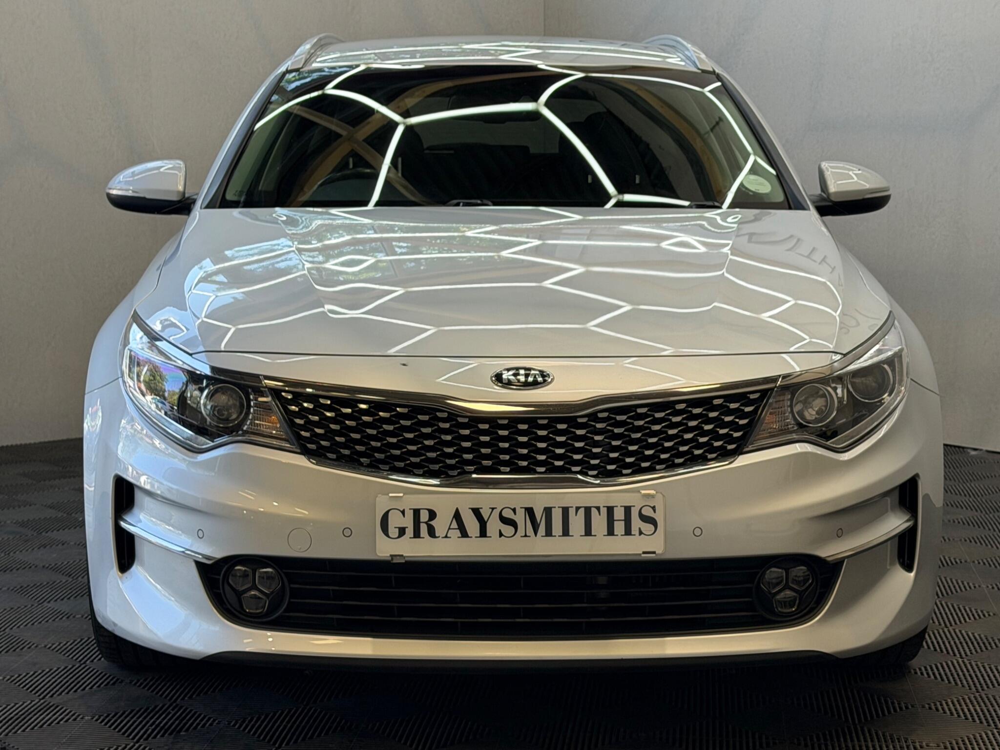 Kia Optima - Image 5