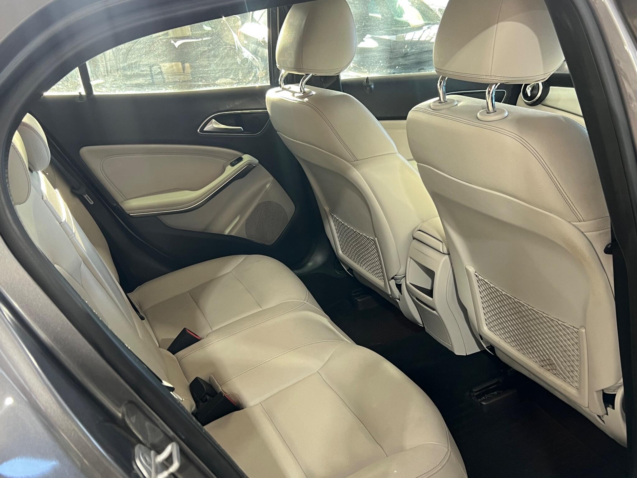 Mercedes GLA - Image 17