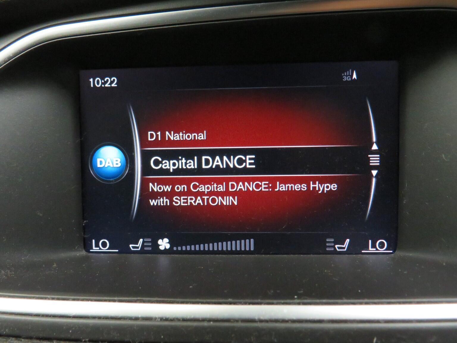 Volvo V40 - Image 19