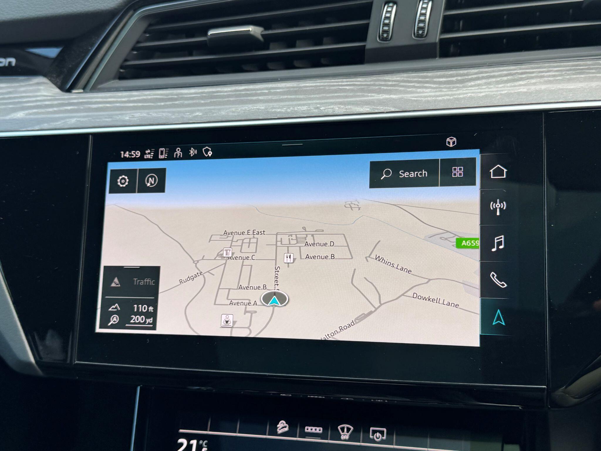 Audi E-Tron - Image 42