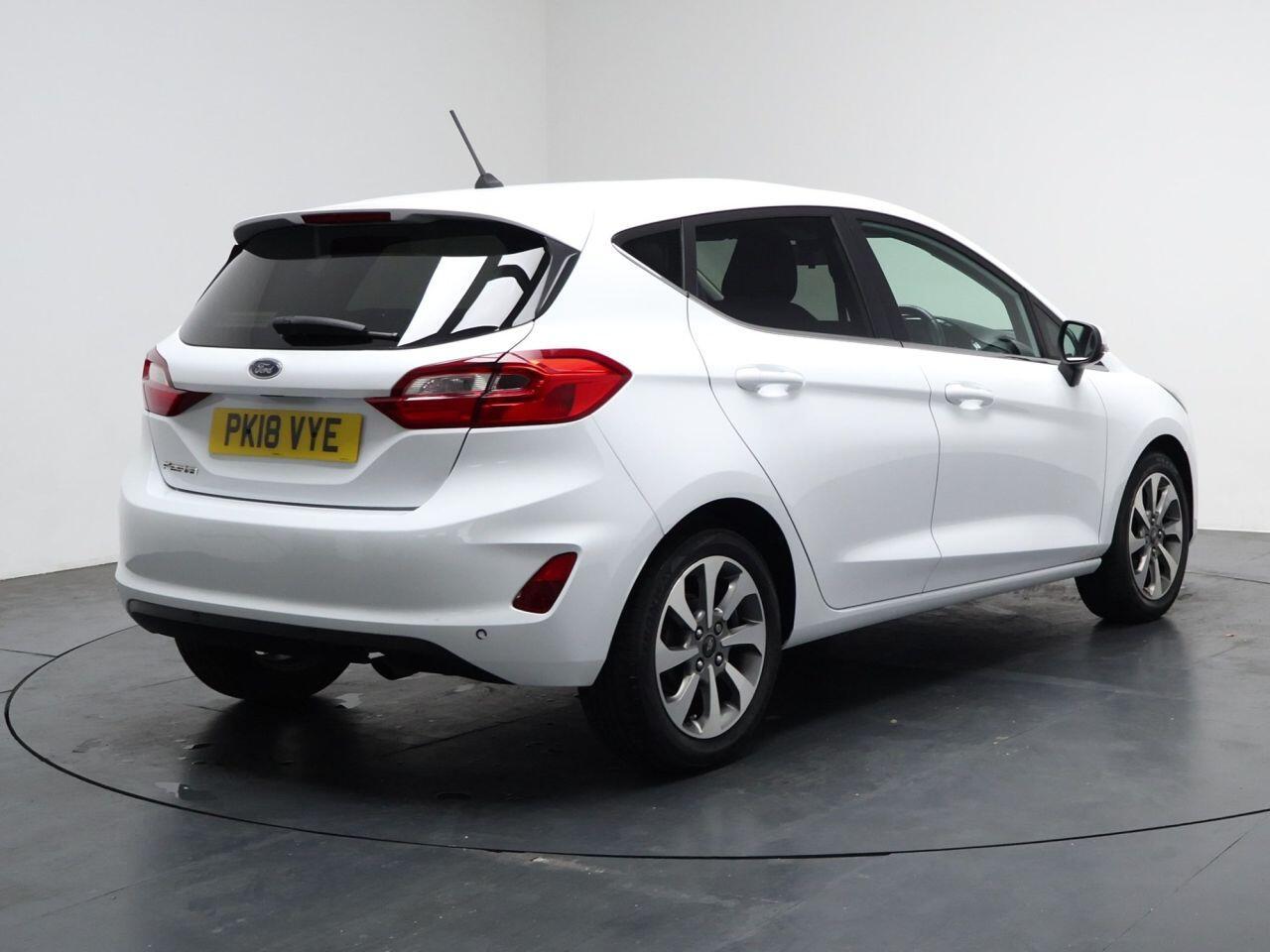 Ford Fiesta - Image 12