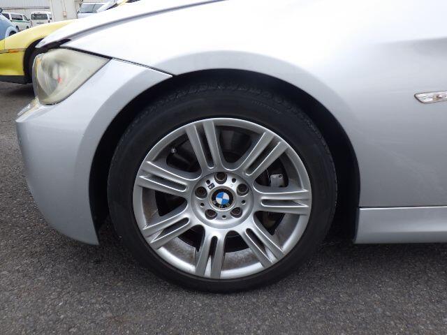 BMW 3 Series - Image 10