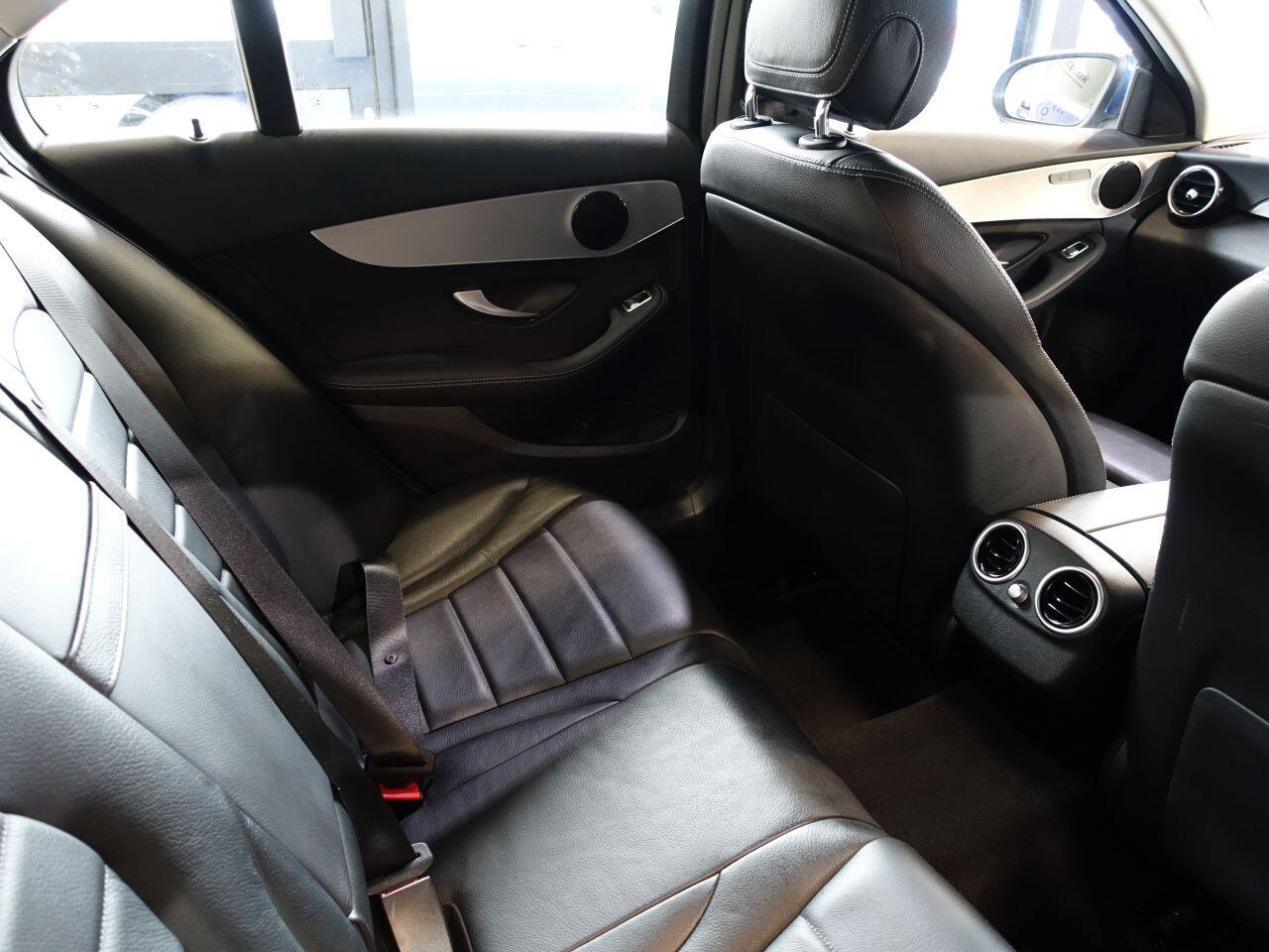 Mercedes-benz C-CLASS - Image 15