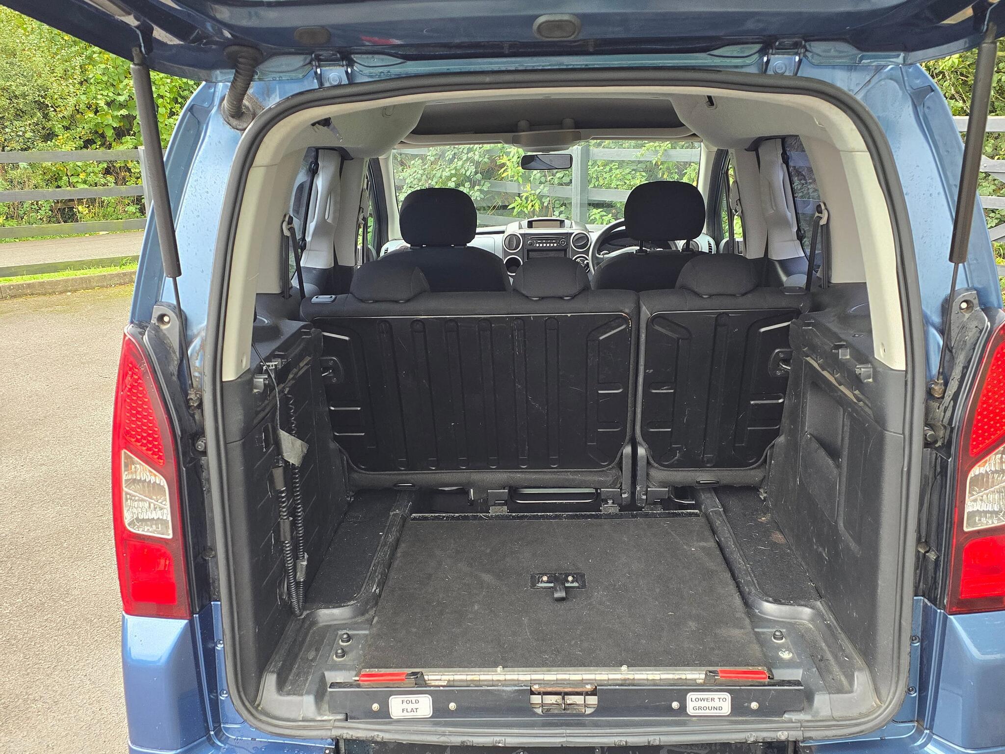 Peugeot Partner Tepee - Image 6