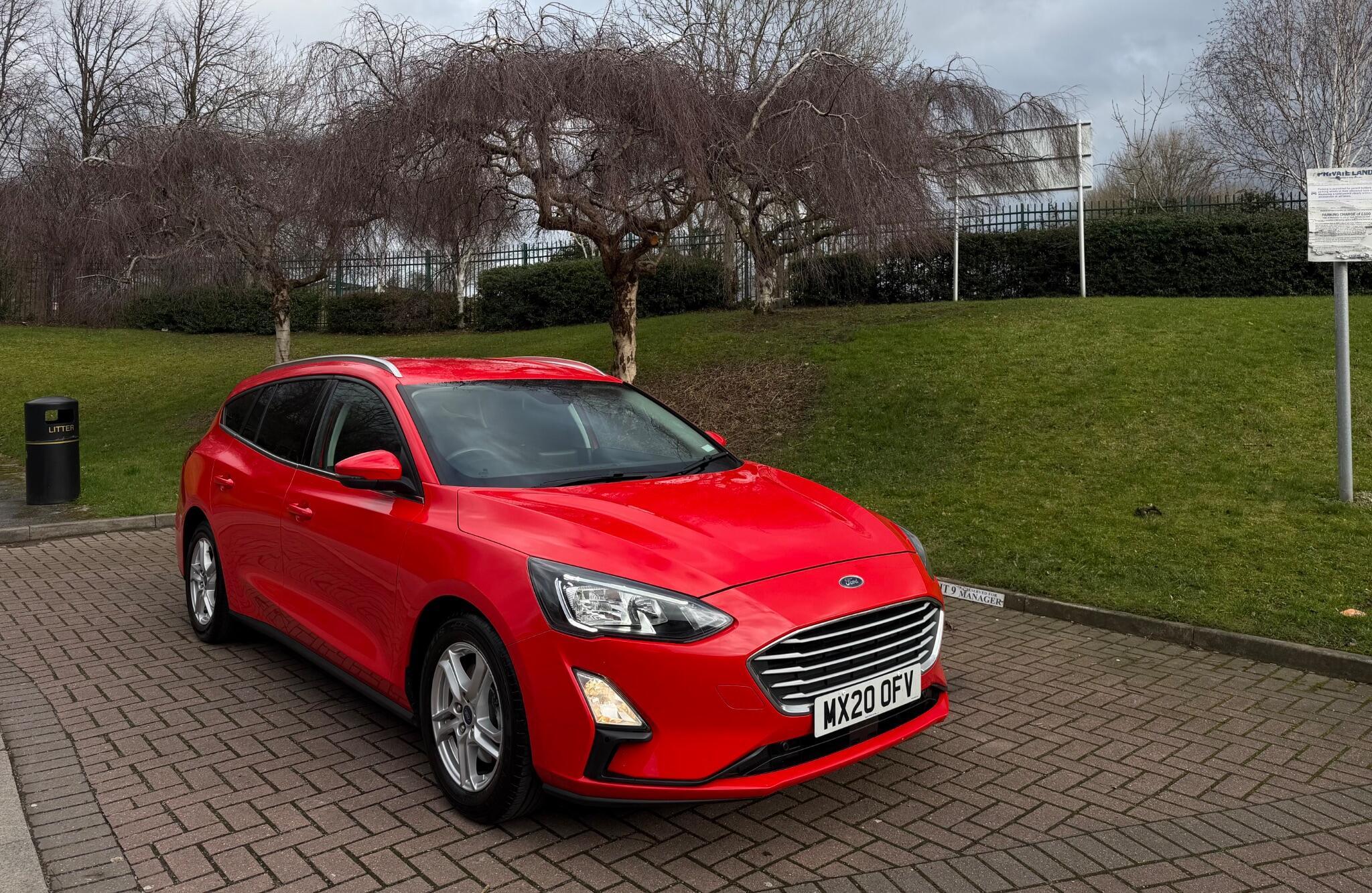 Ford Focus - Image 12