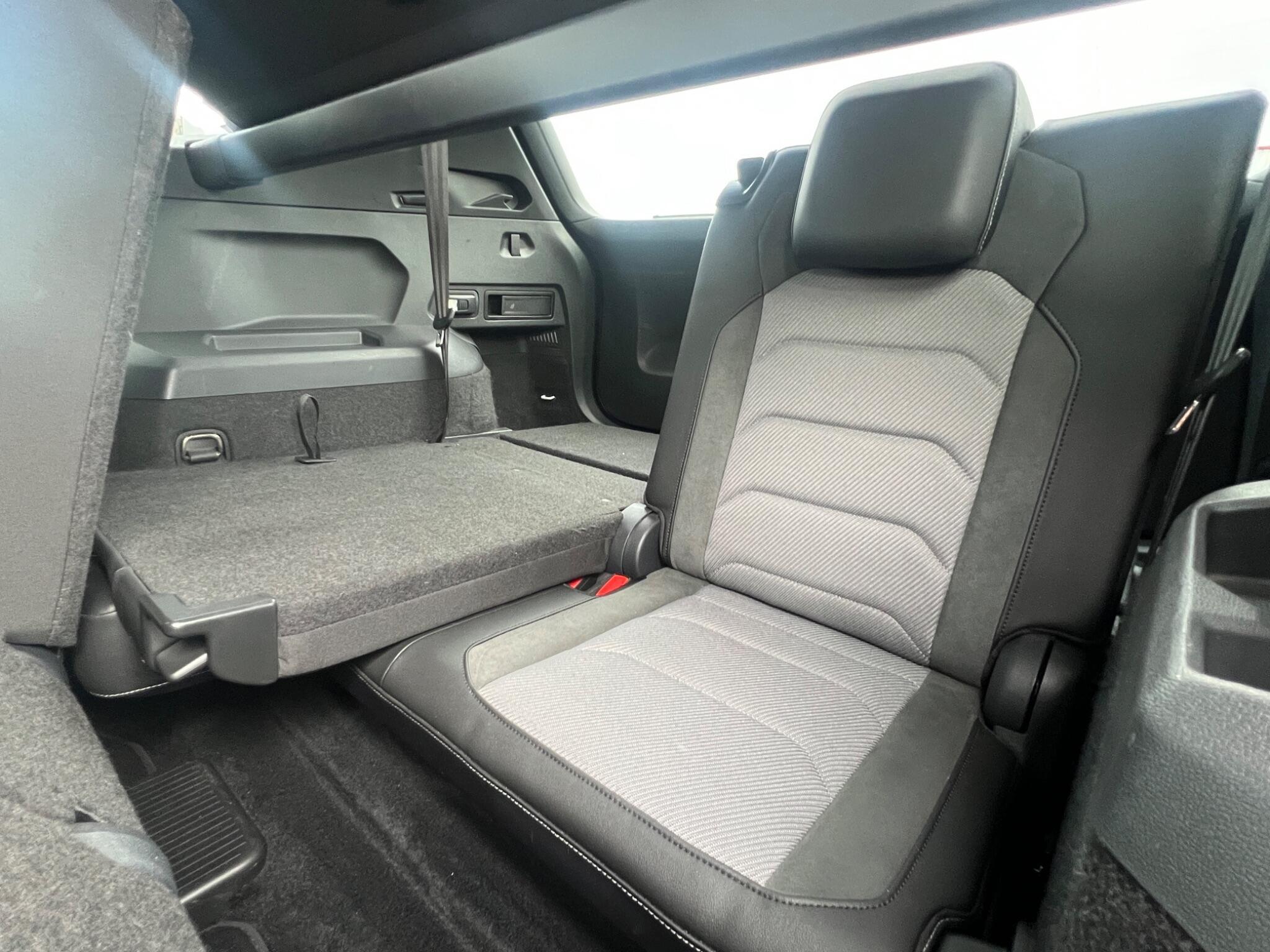 Volkswagen Tiguan Allspace - Image 15