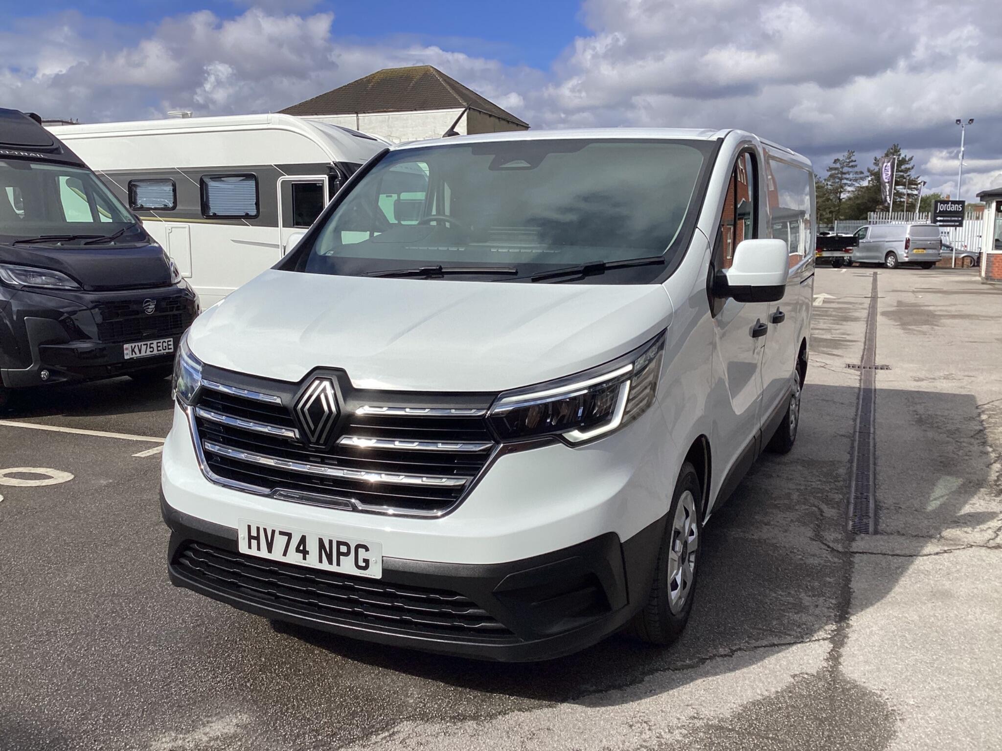 Renault Trafic - Image 3