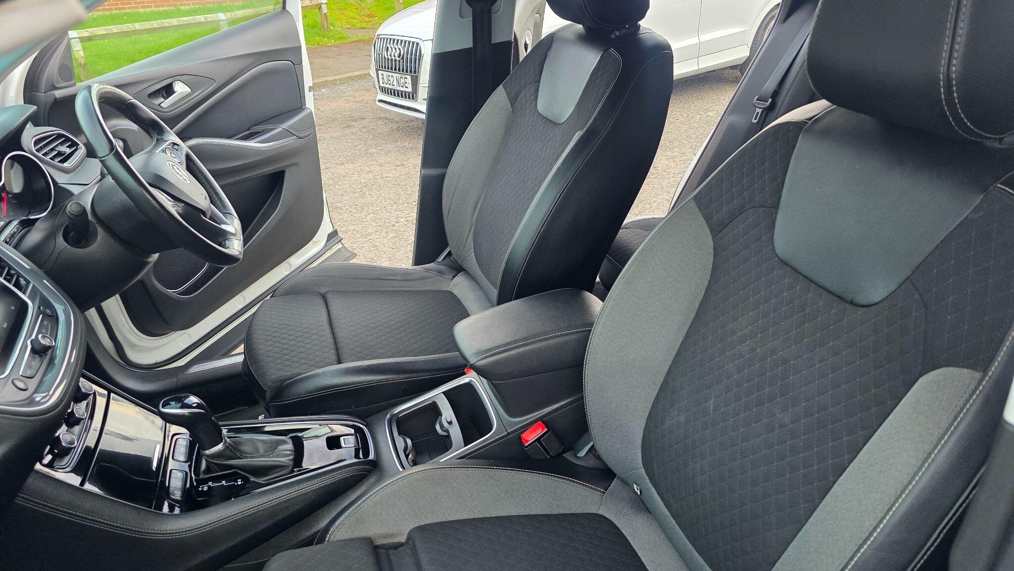 Vauxhall Grandland X - Image 40