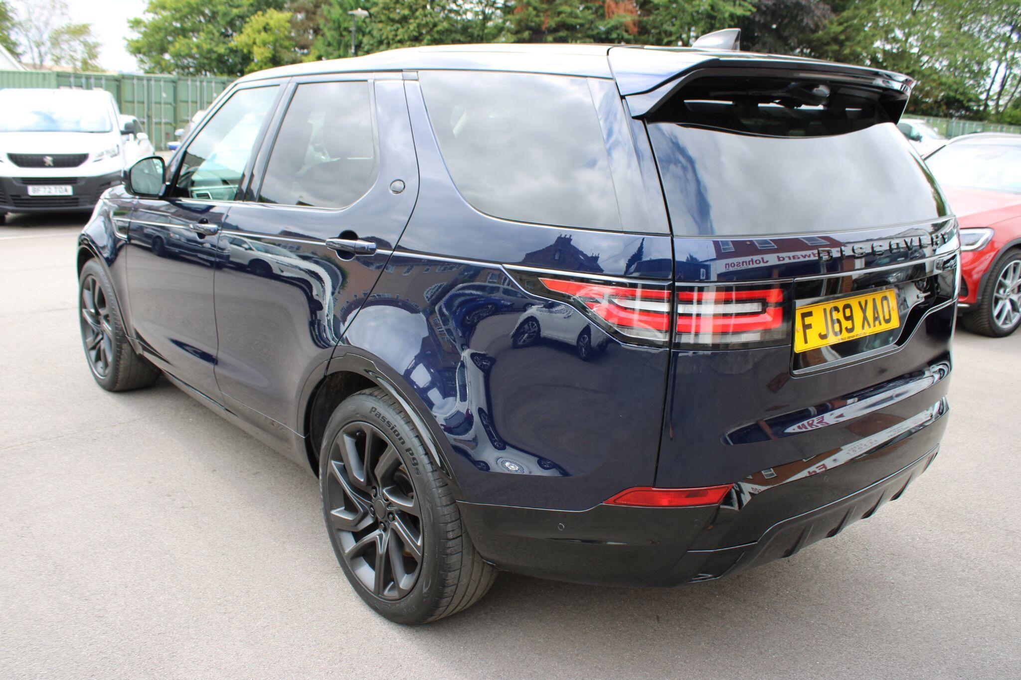 Land Rover Discovery - Image 13