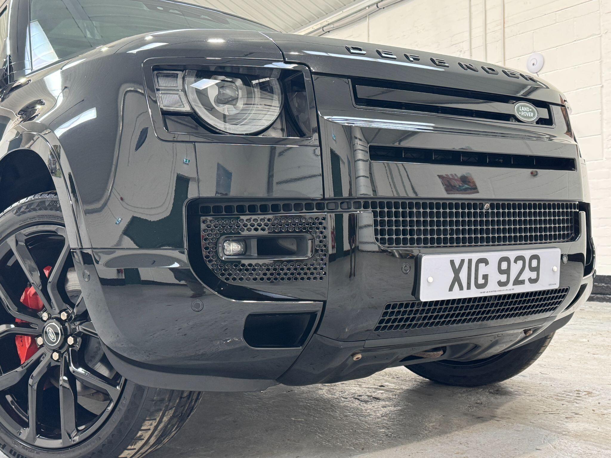 Land Rover Defender 90 - Image 39