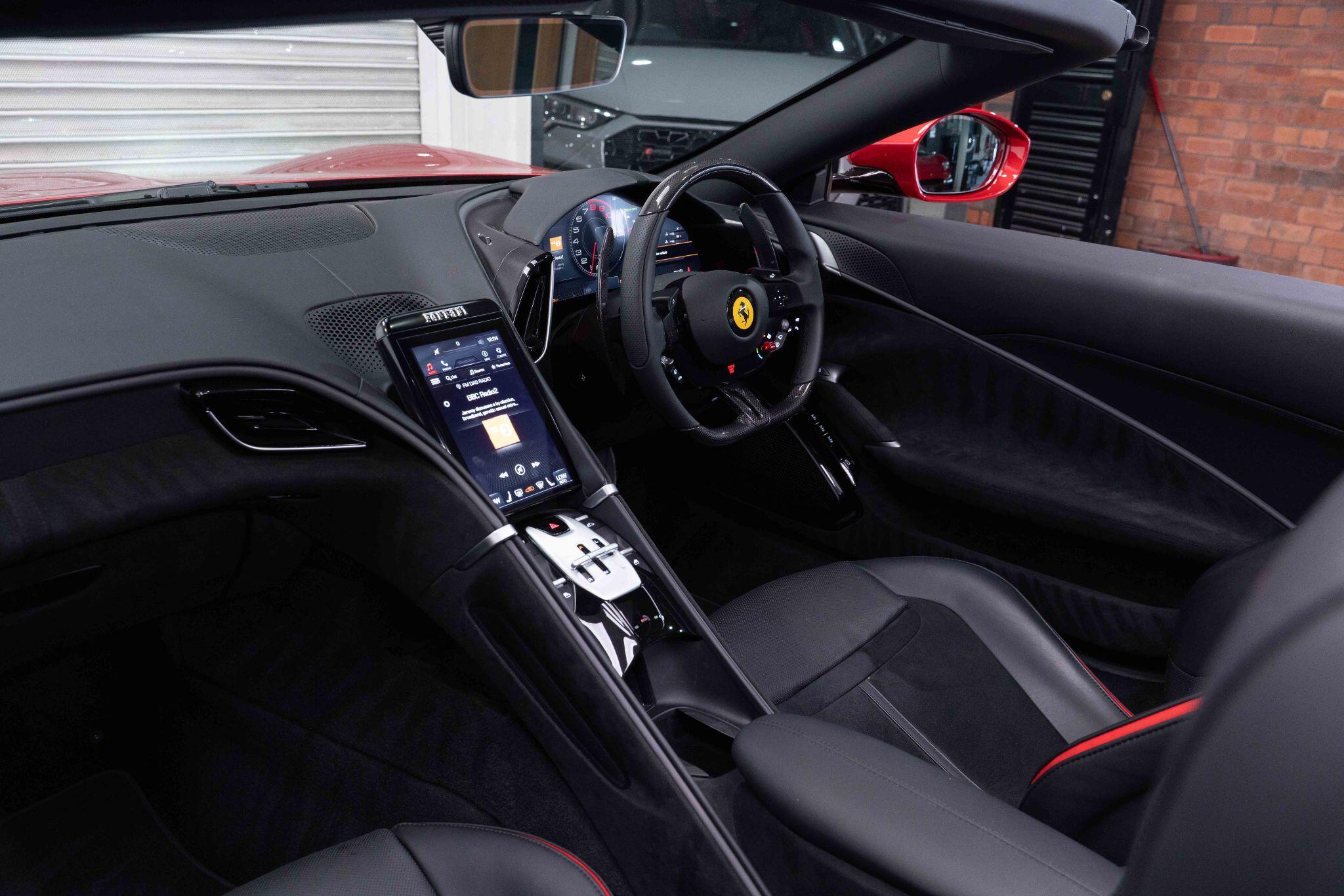 Ferrari ROMA - Image 15