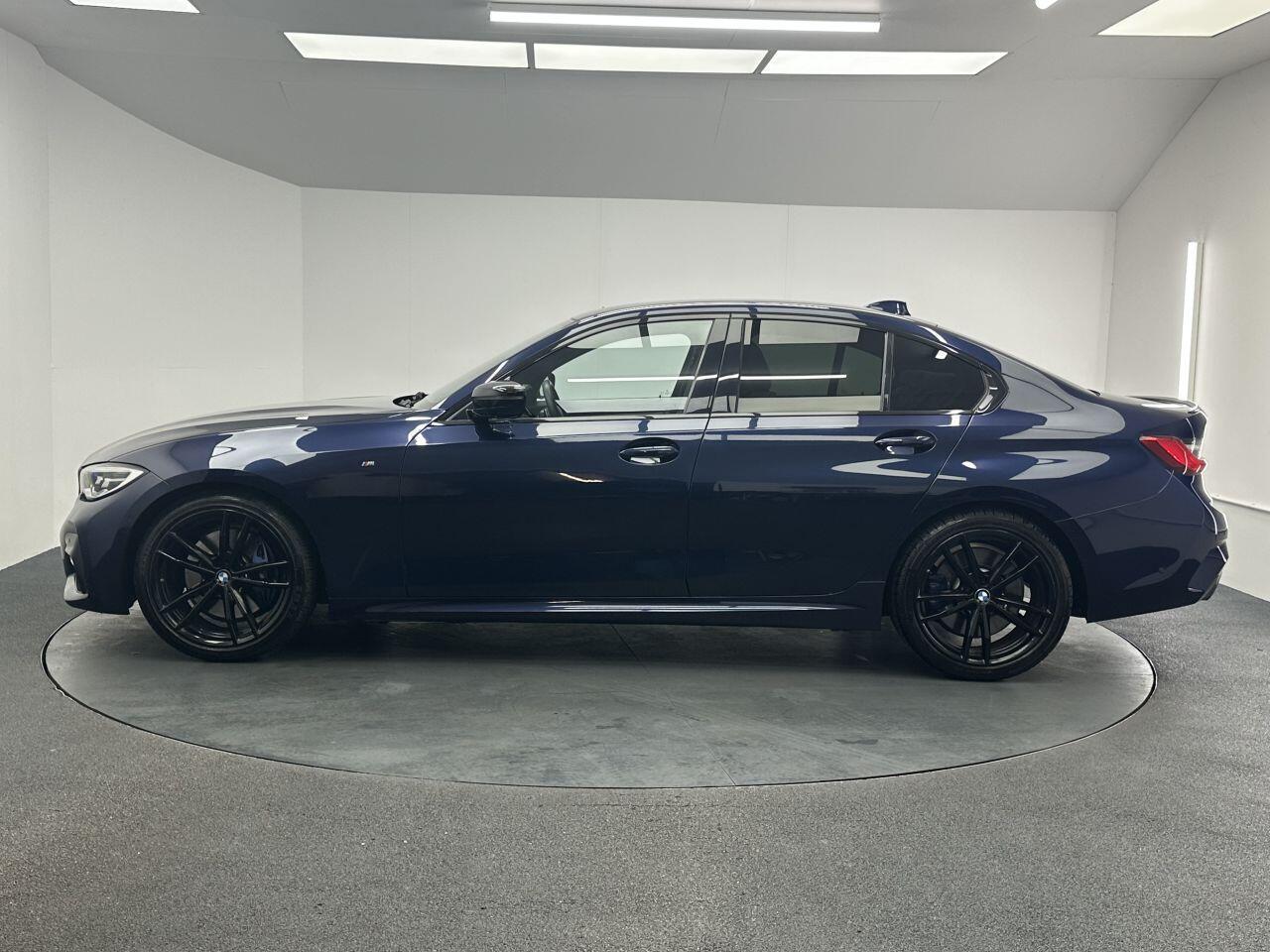 BMW 3 Series - Image 7