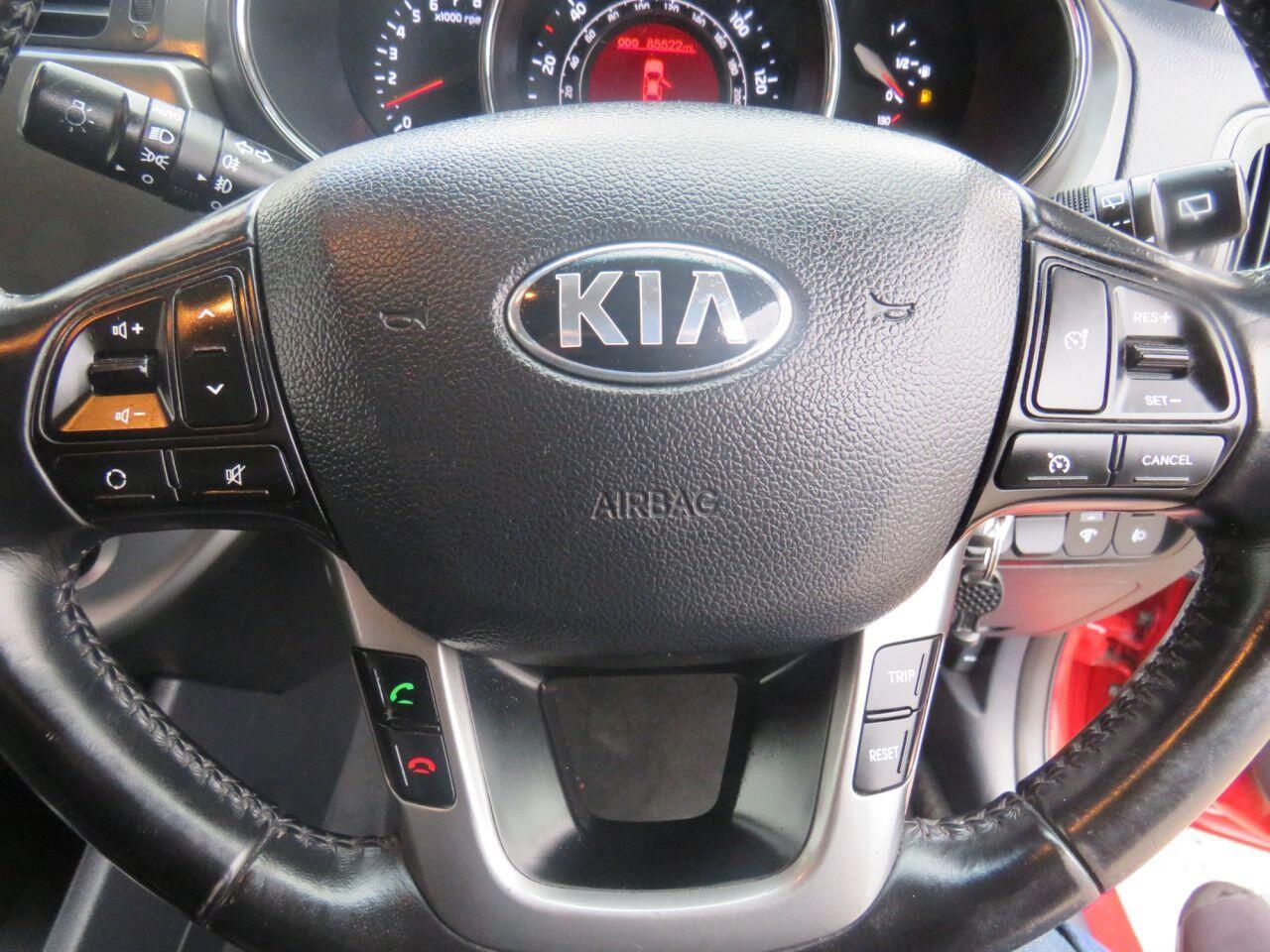 Kia Rio - Image 15