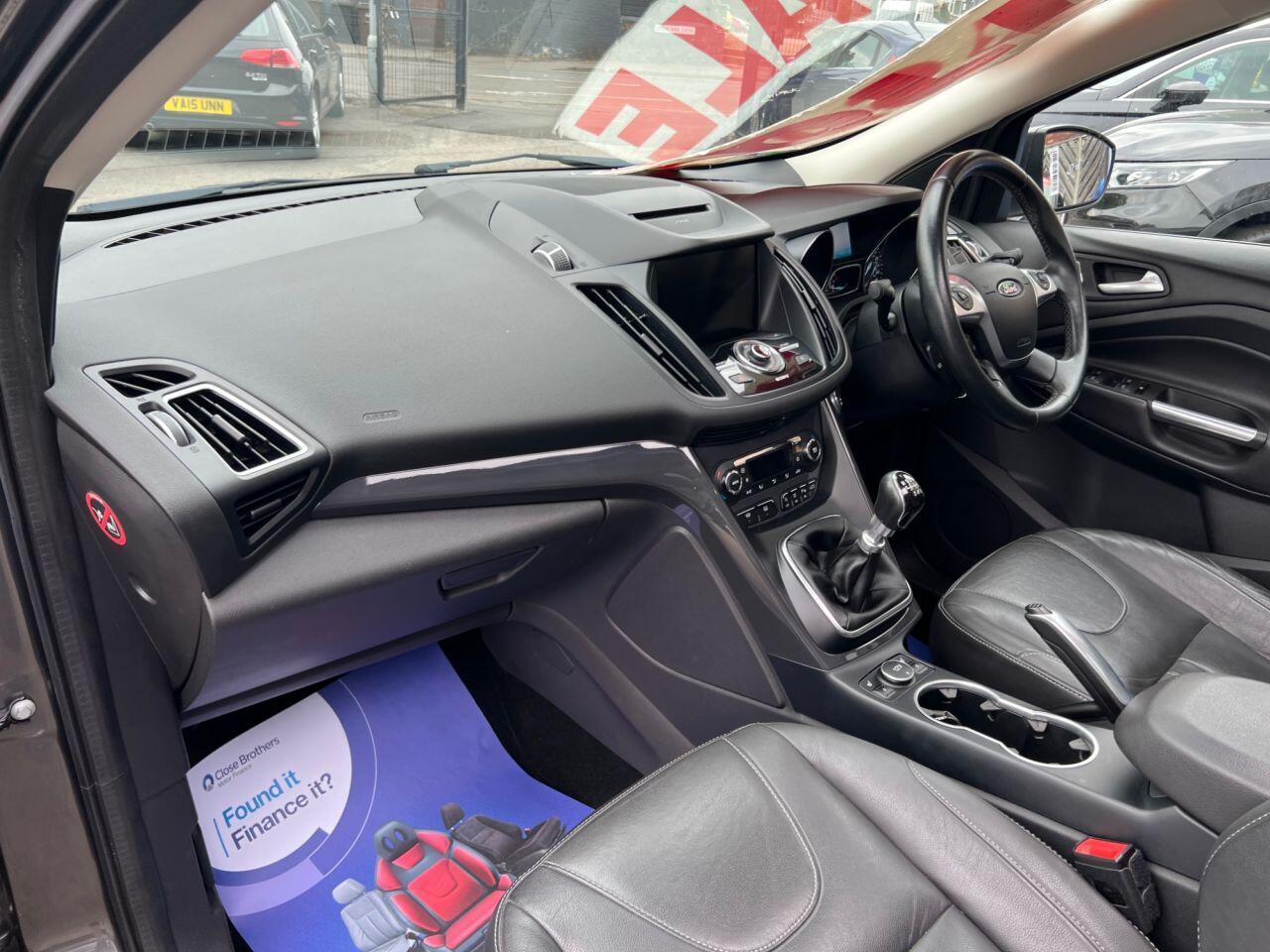Ford Kuga - Image 17