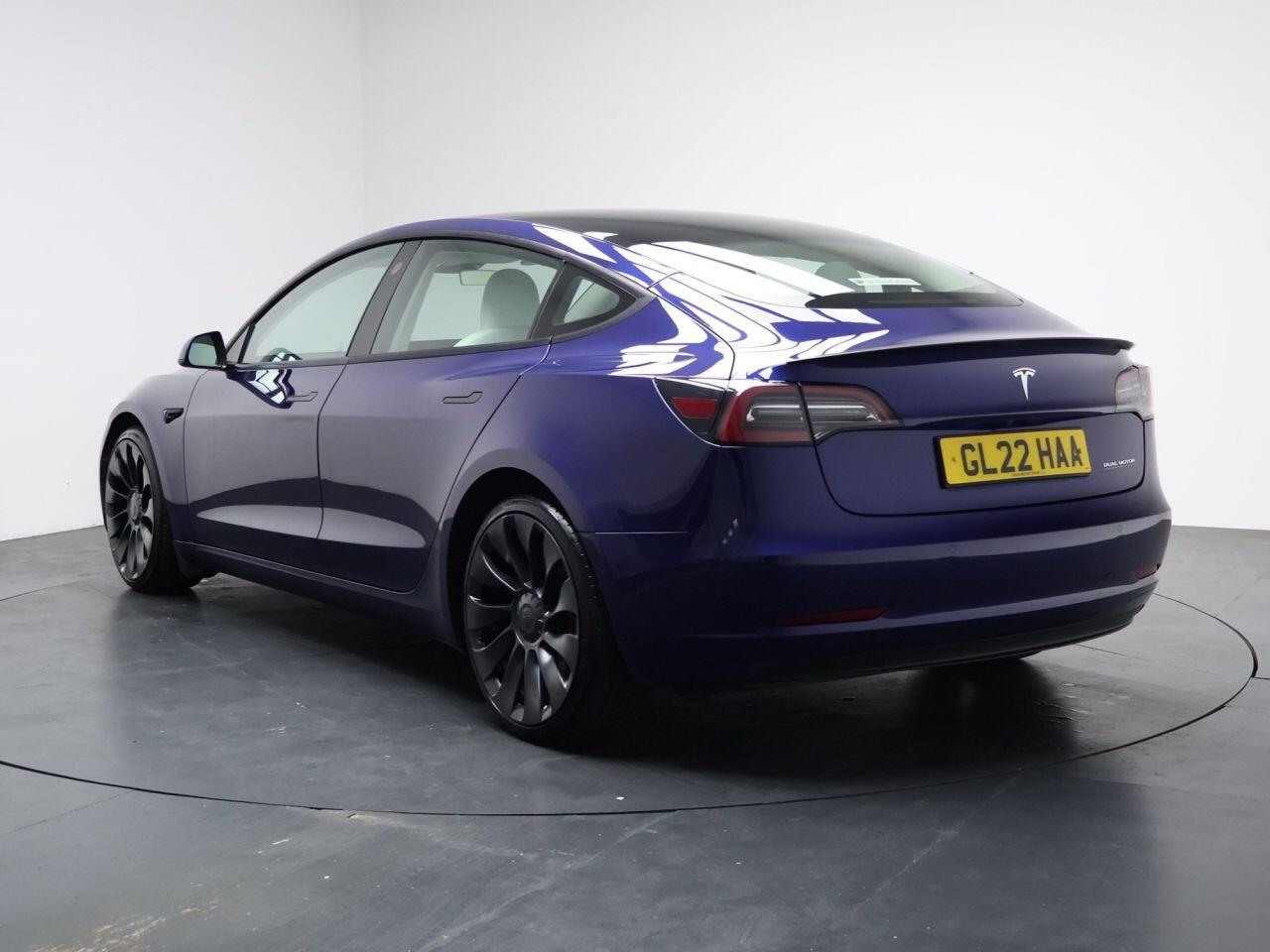 Tesla Model 3 - Image 9