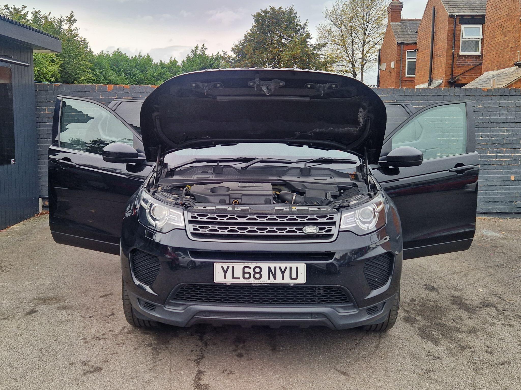 Land Rover DISCOVERY SPORT - Image 13