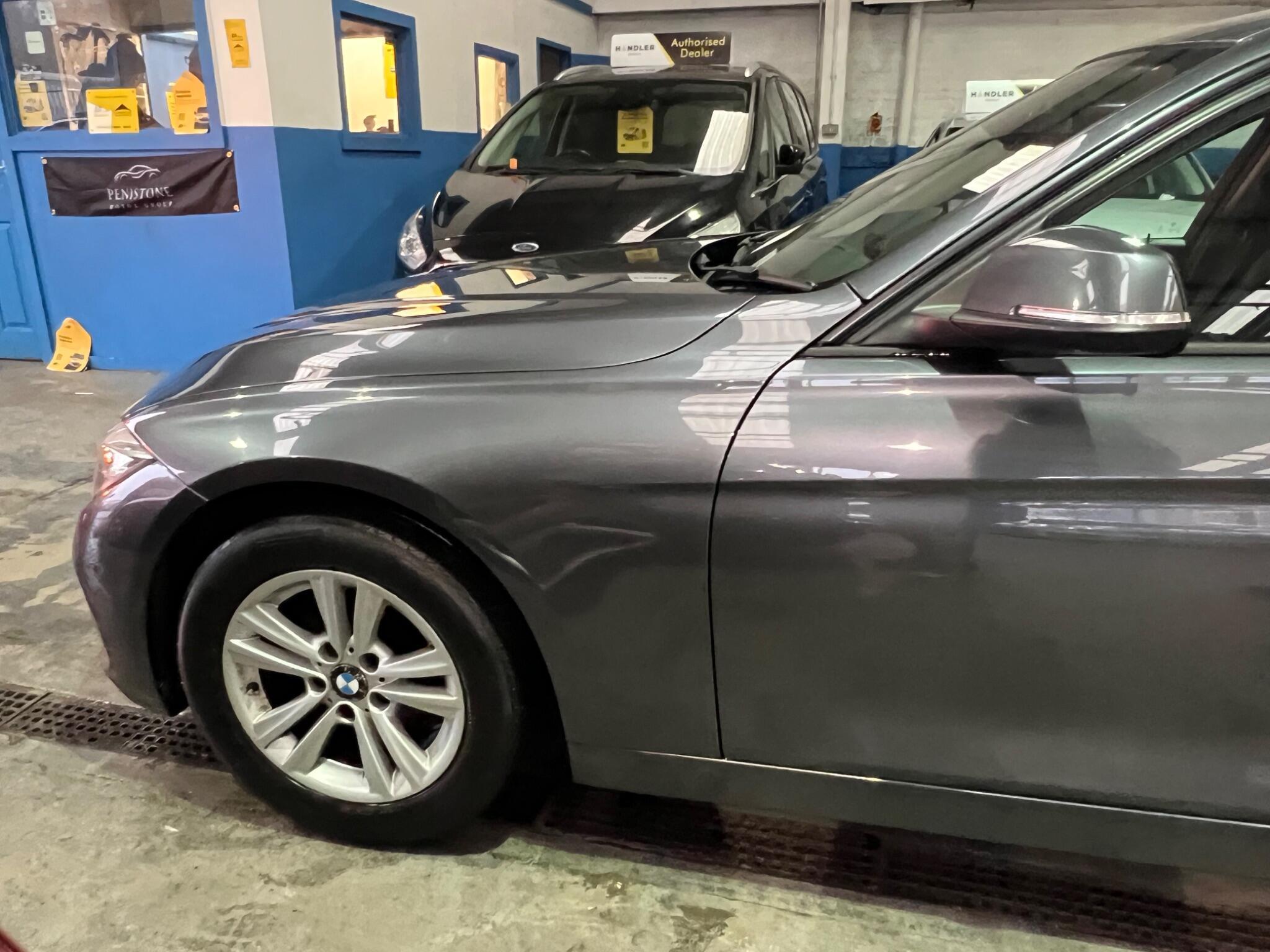 BMW 3 Series - Image 12