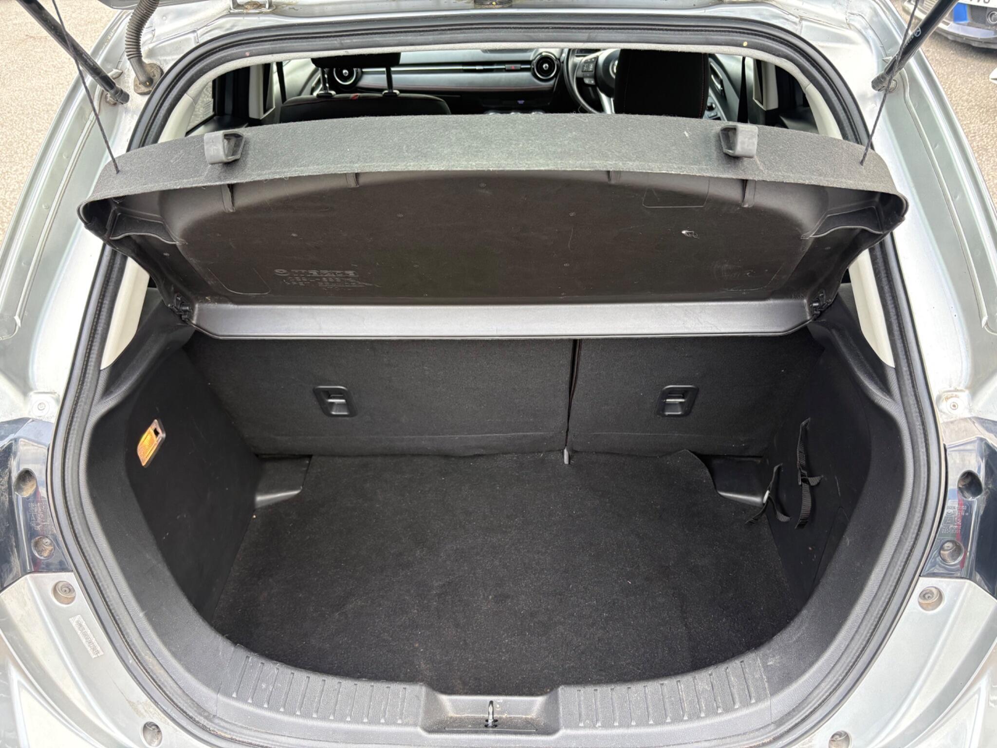 Mazda MAZDA2 - Image 16