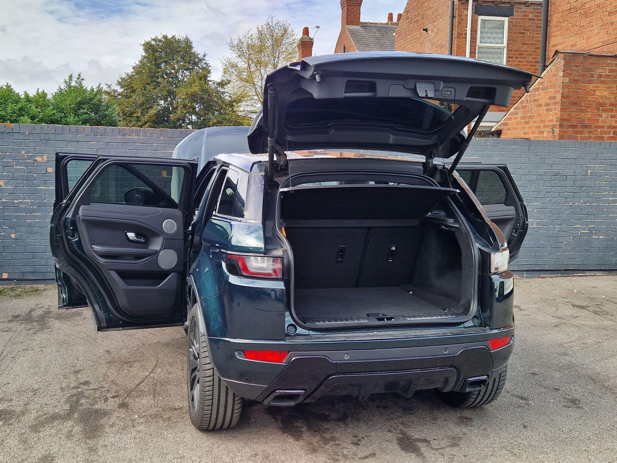 Land Rover Range Rover Evoque - Image 19