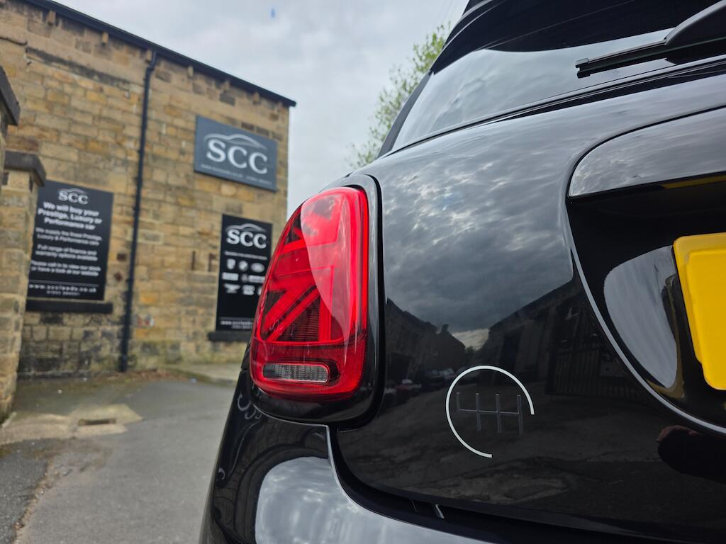 MINI Hatch - Image 12