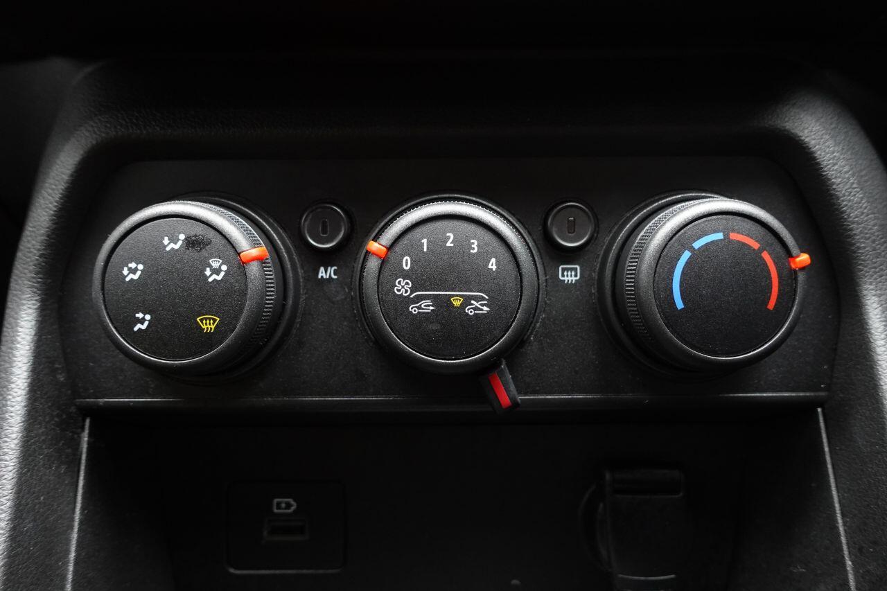 Dacia Sandero - Image 30