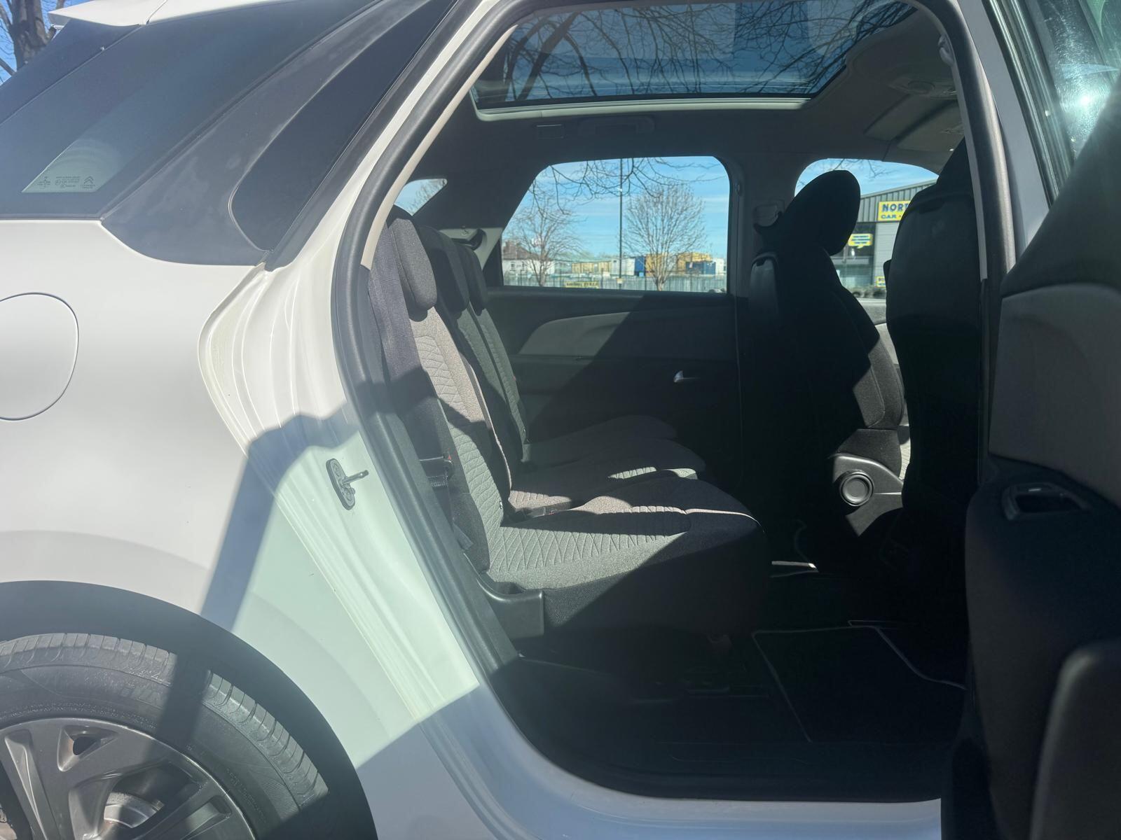 Citroen C4 Picasso - Image 29