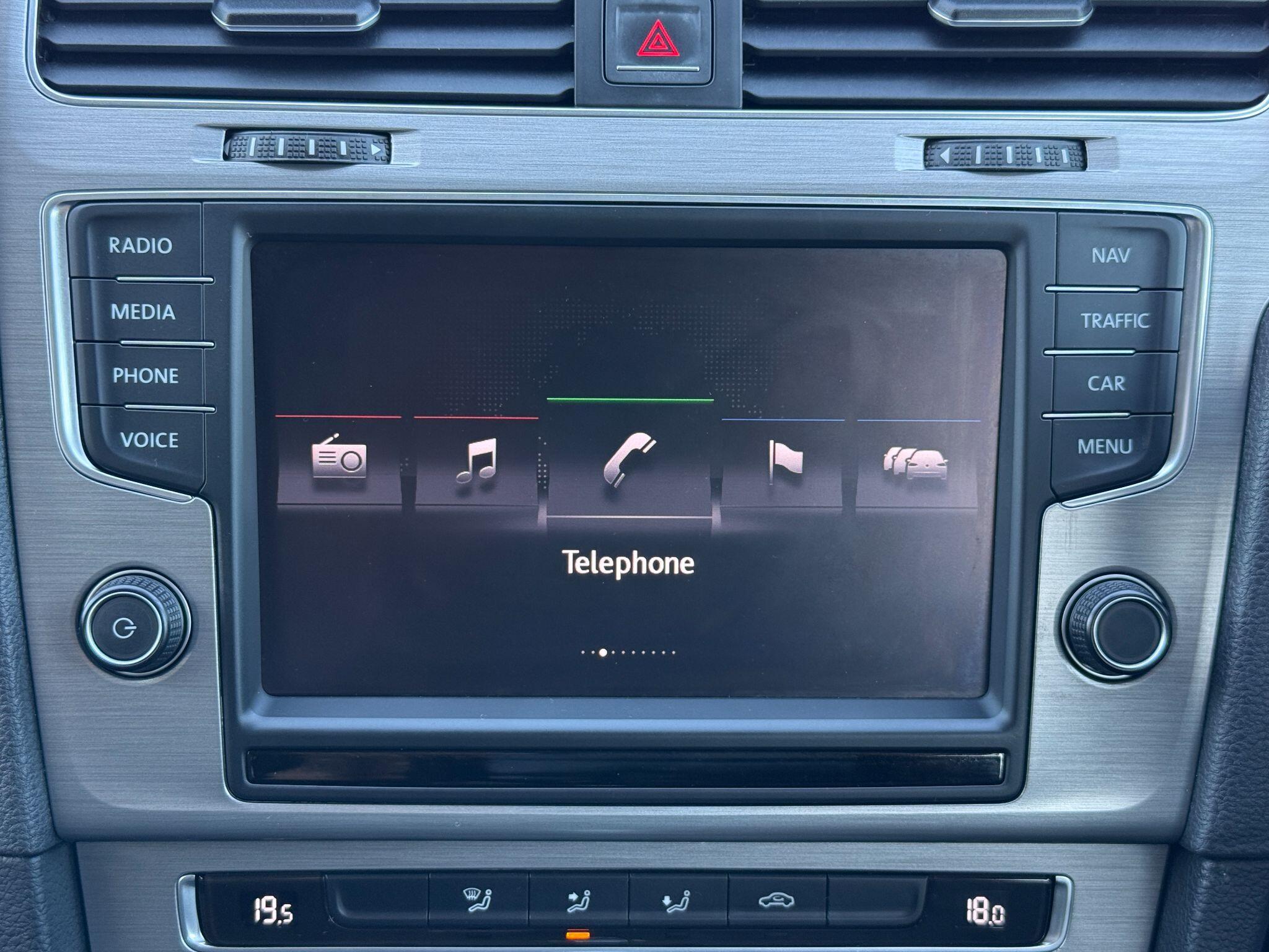 Volkswagen Golf - Image 47