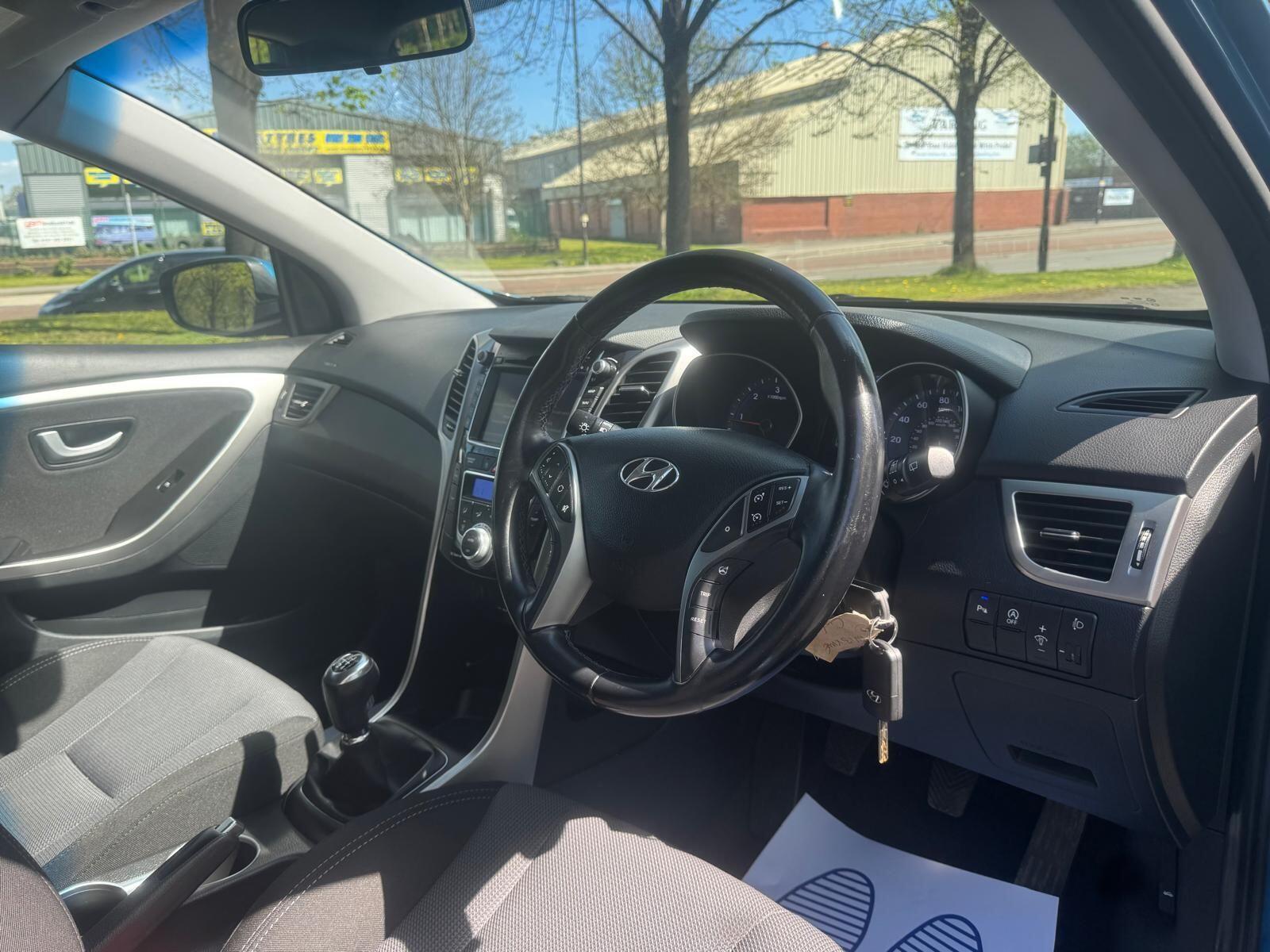 Hyundai i30 - Image 16