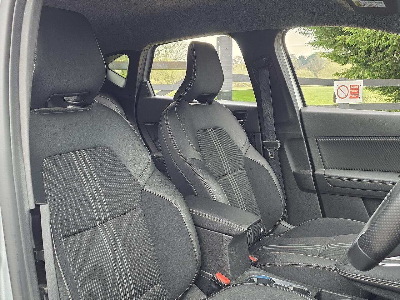 Renault Captur - Image 12