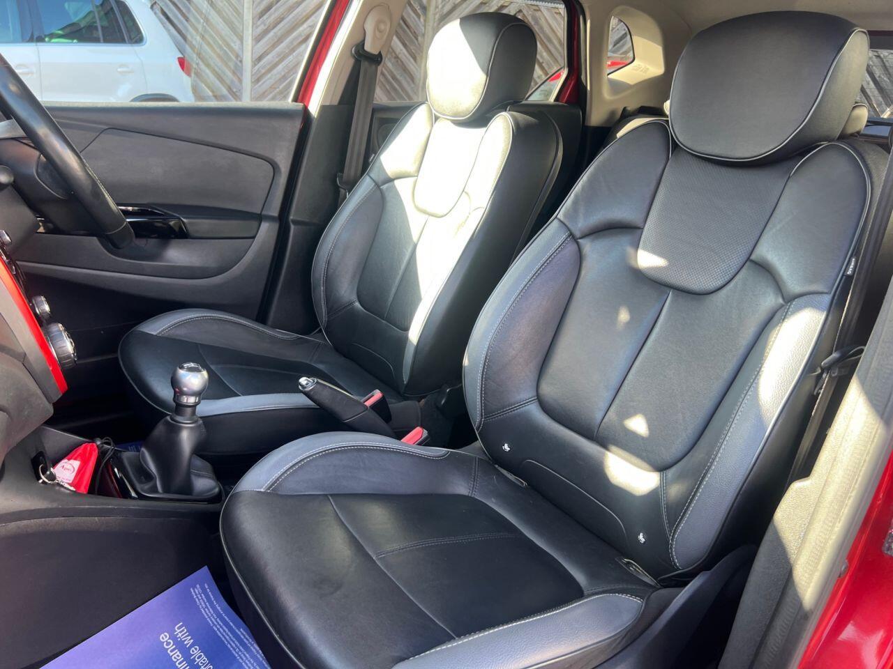 Renault Captur - Image 17