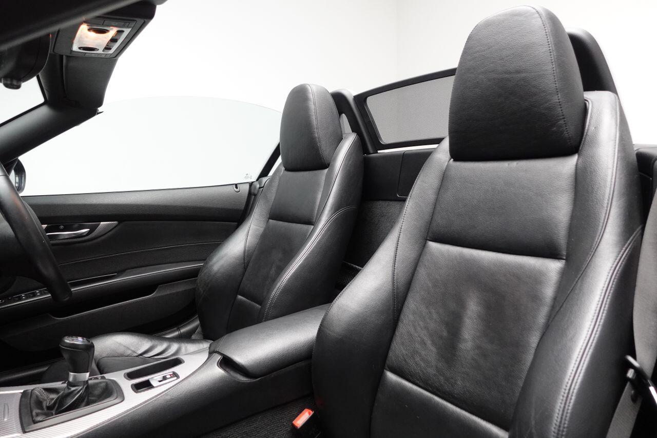 BMW Z4 - Image 19