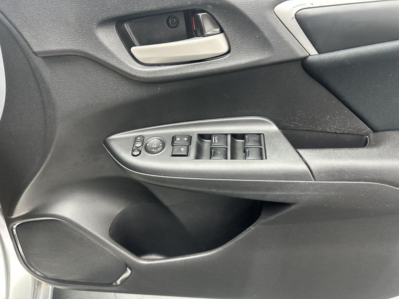 Honda Jazz - Image 18